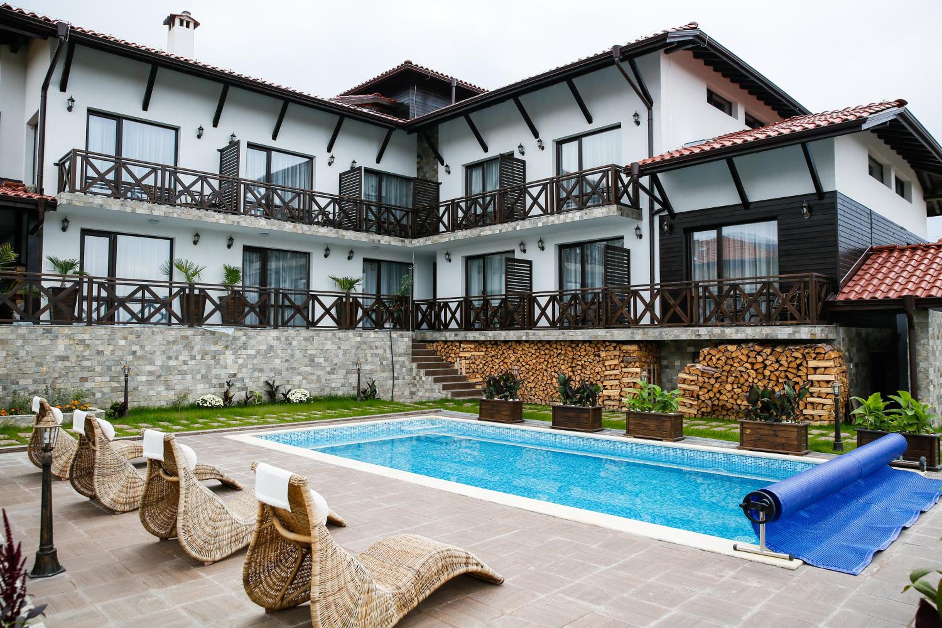 Einstein House & Spa