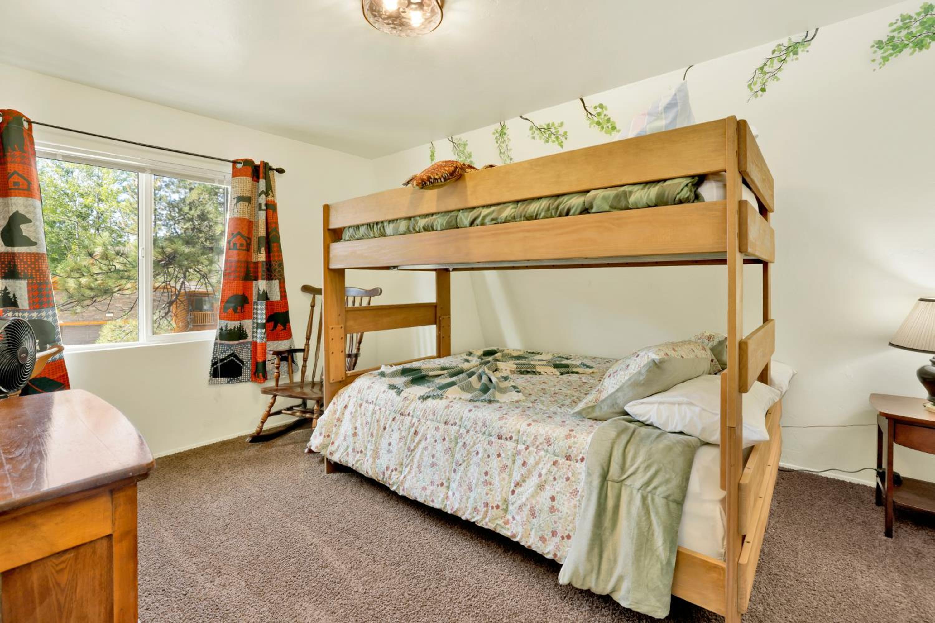 Pinetree Retreat #2499