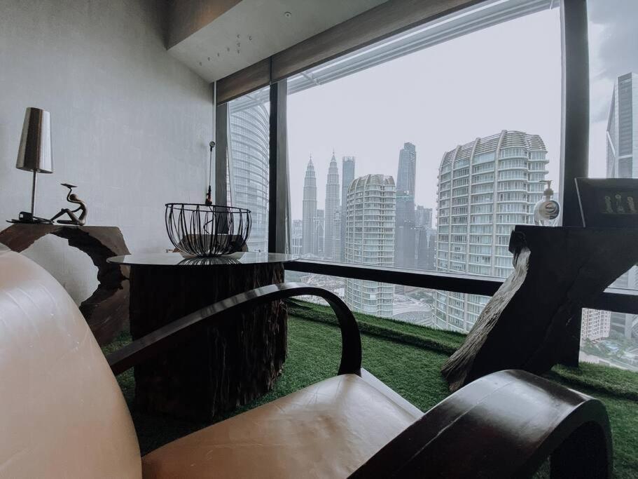 Deluxe Family Suites w KLCC View
