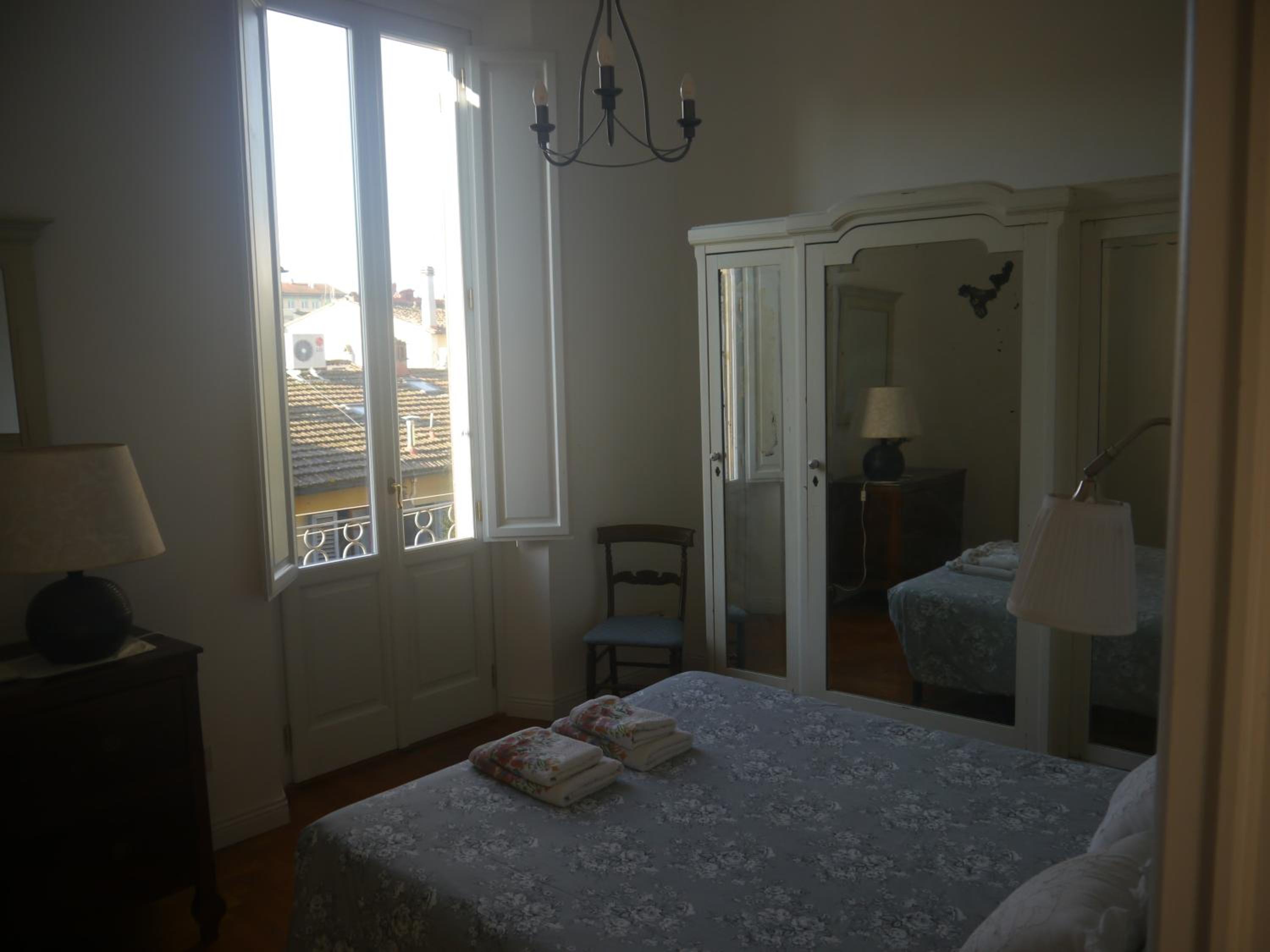 Romantic and Charming Apartments