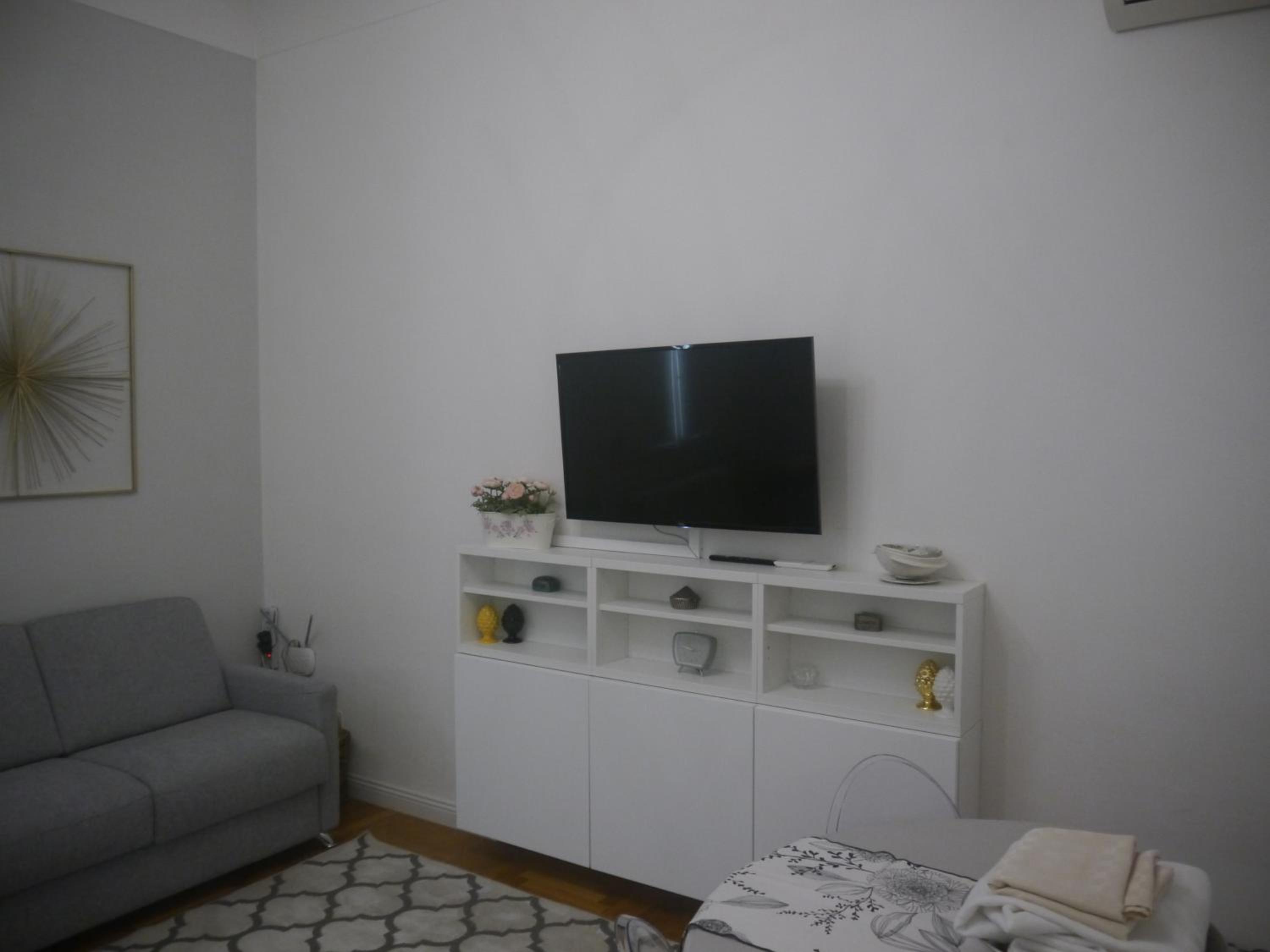 Romantic and Charming Apartments