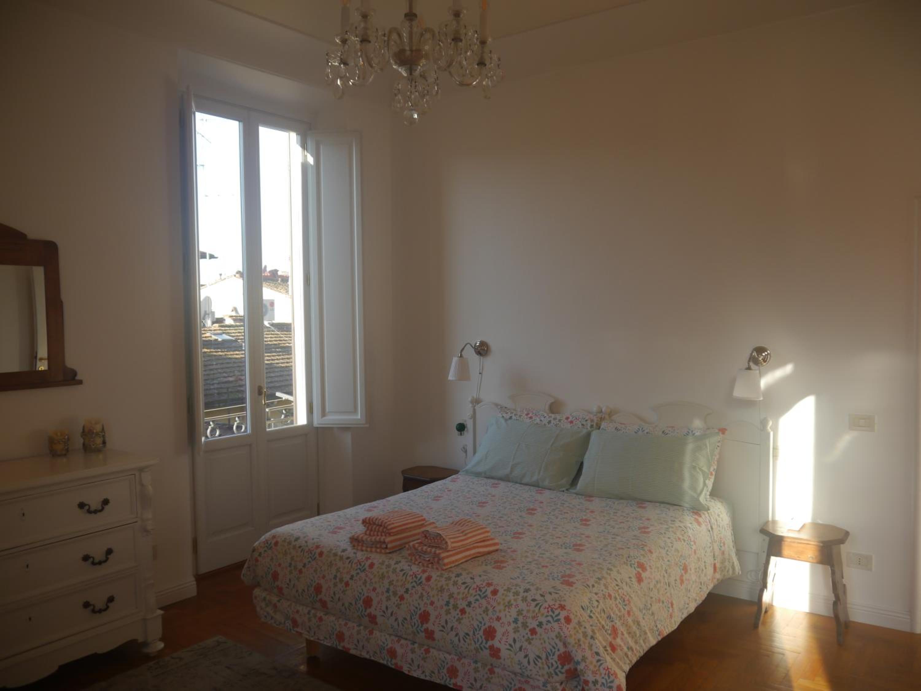 Romantic and Charming Apartments