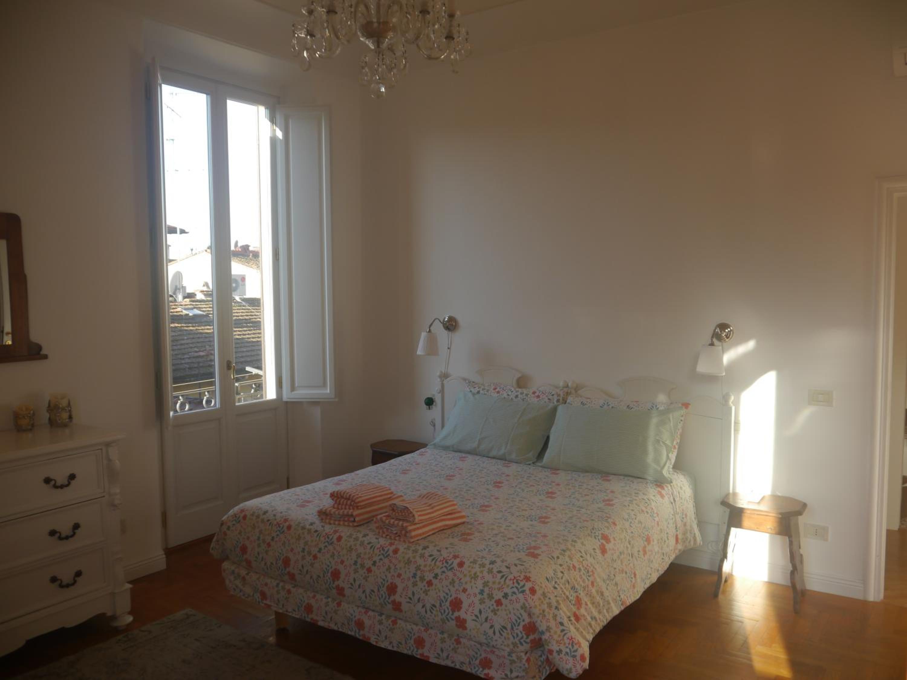 Romantic and Charming Apartments