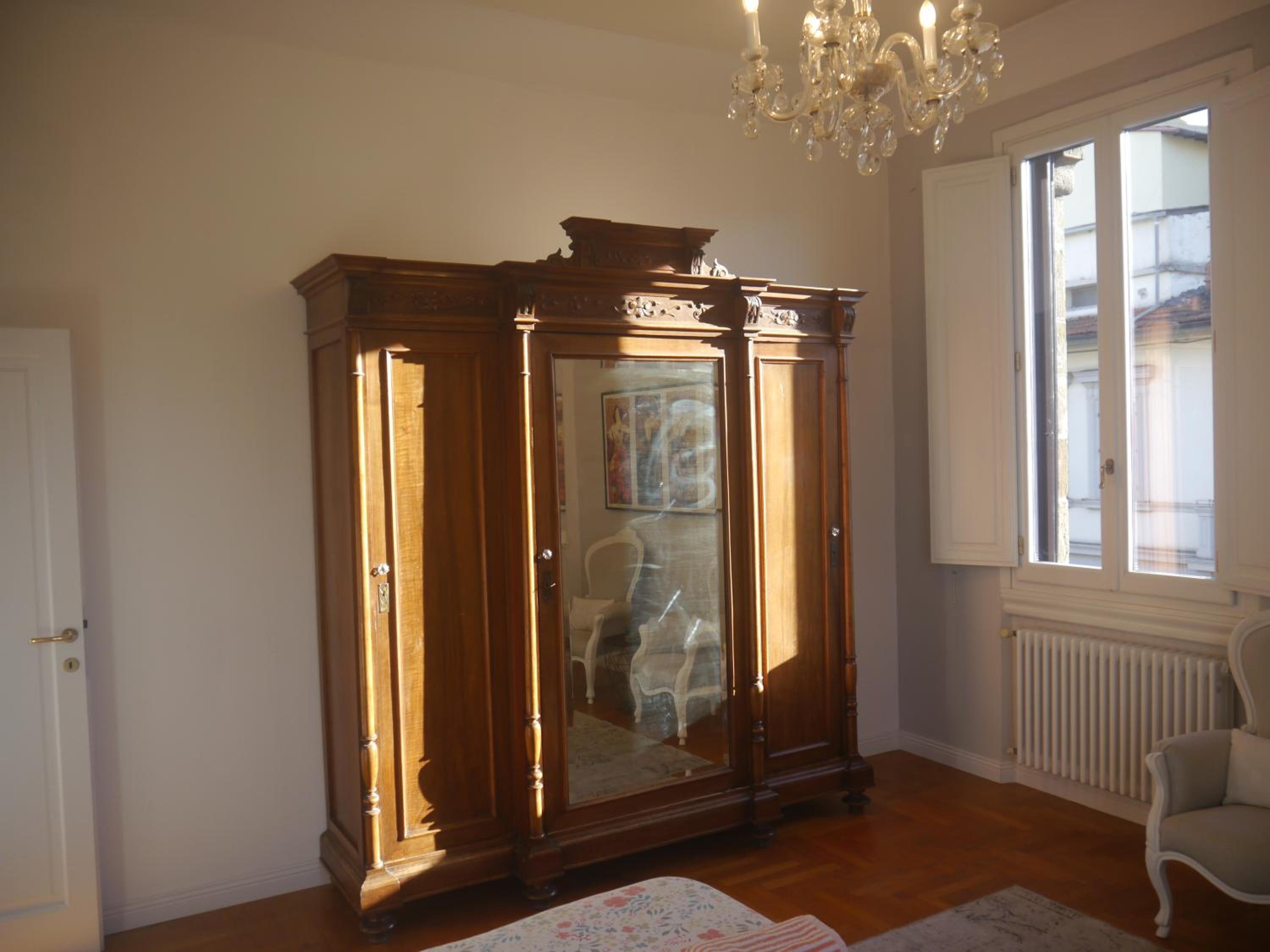 Romantic and Charming Apartments