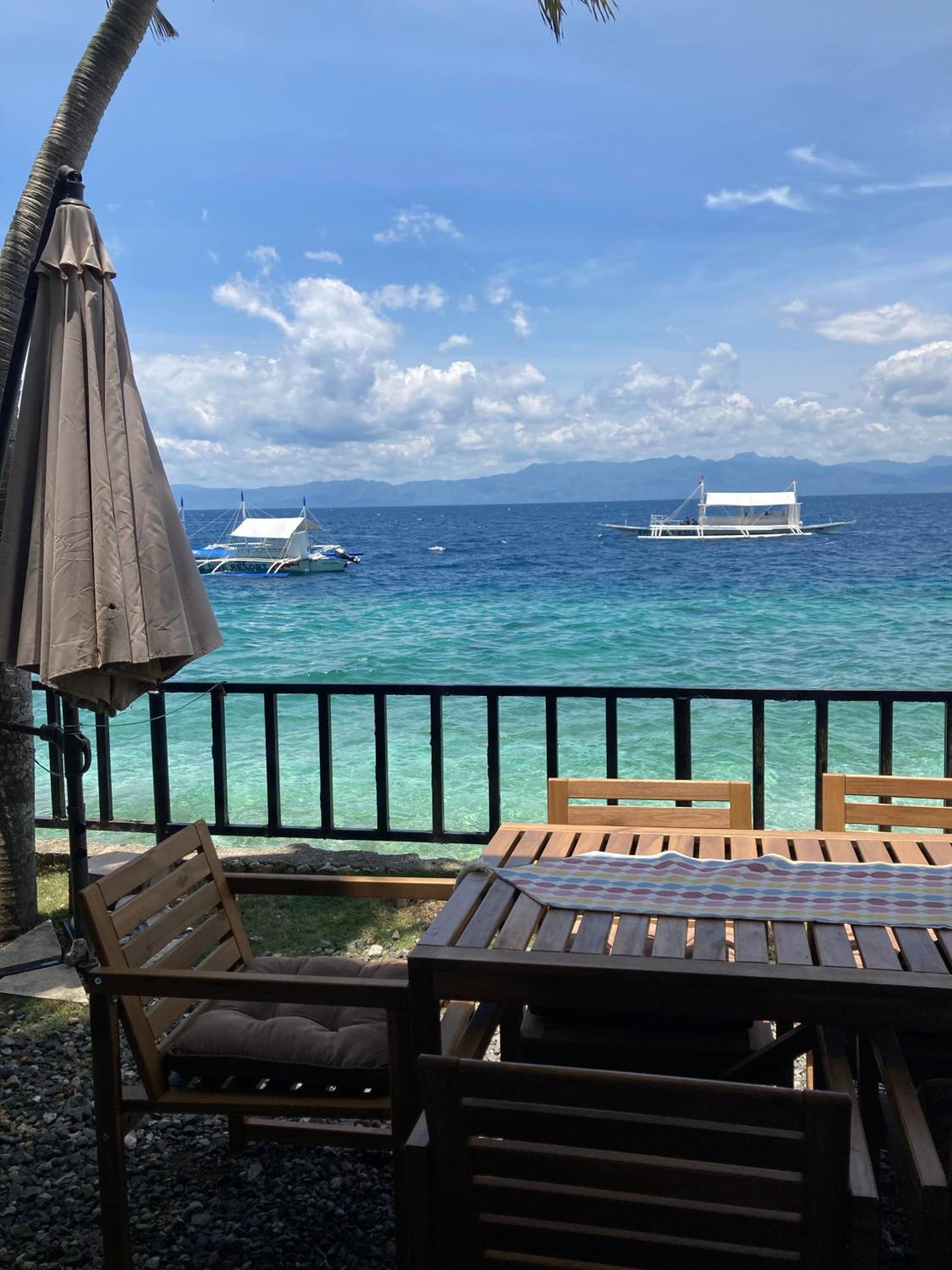 Beachfront Villa in Panagsama