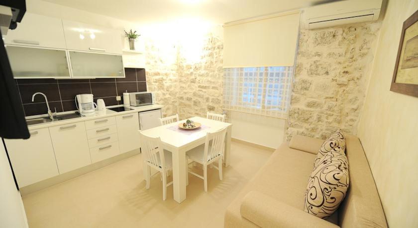 Apartment Vallamar free parking view 3