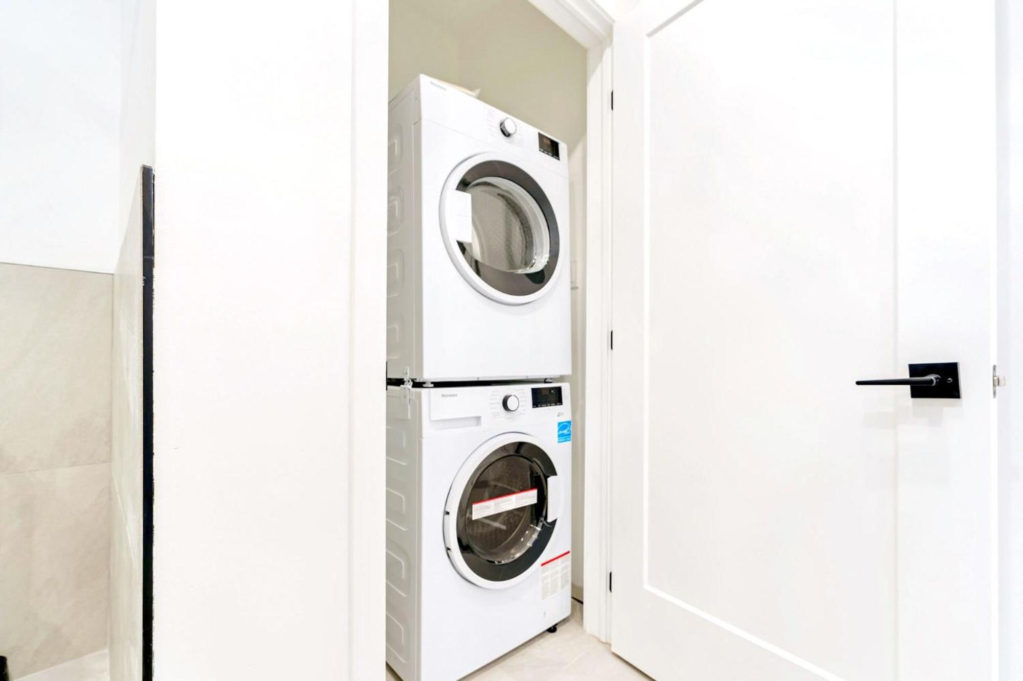 BEST LOCATION - Modern 2BR Apartment on James Street
