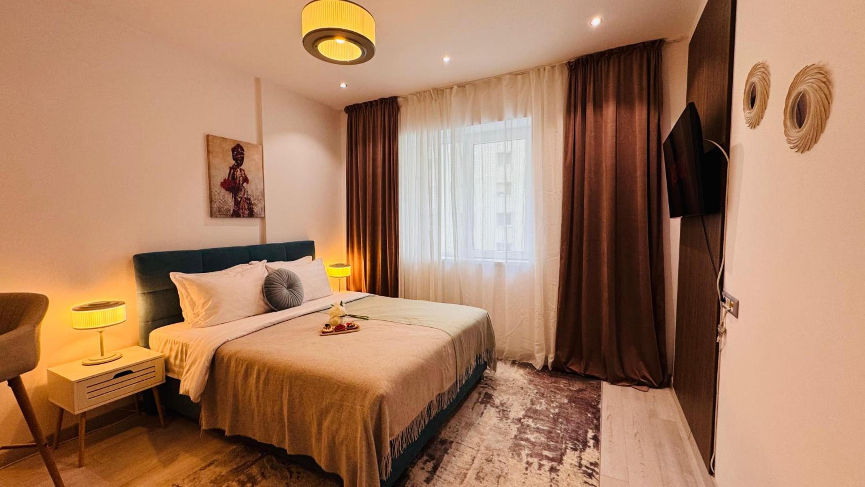 Deluxe Studios - Perfect for Short or Long Stays view 5