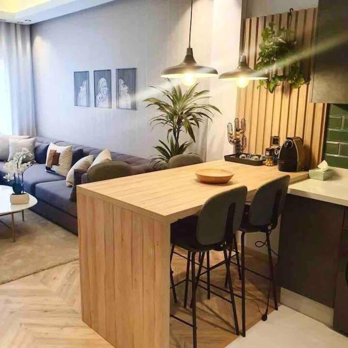 Downtown Luxury Stay CIL view 3