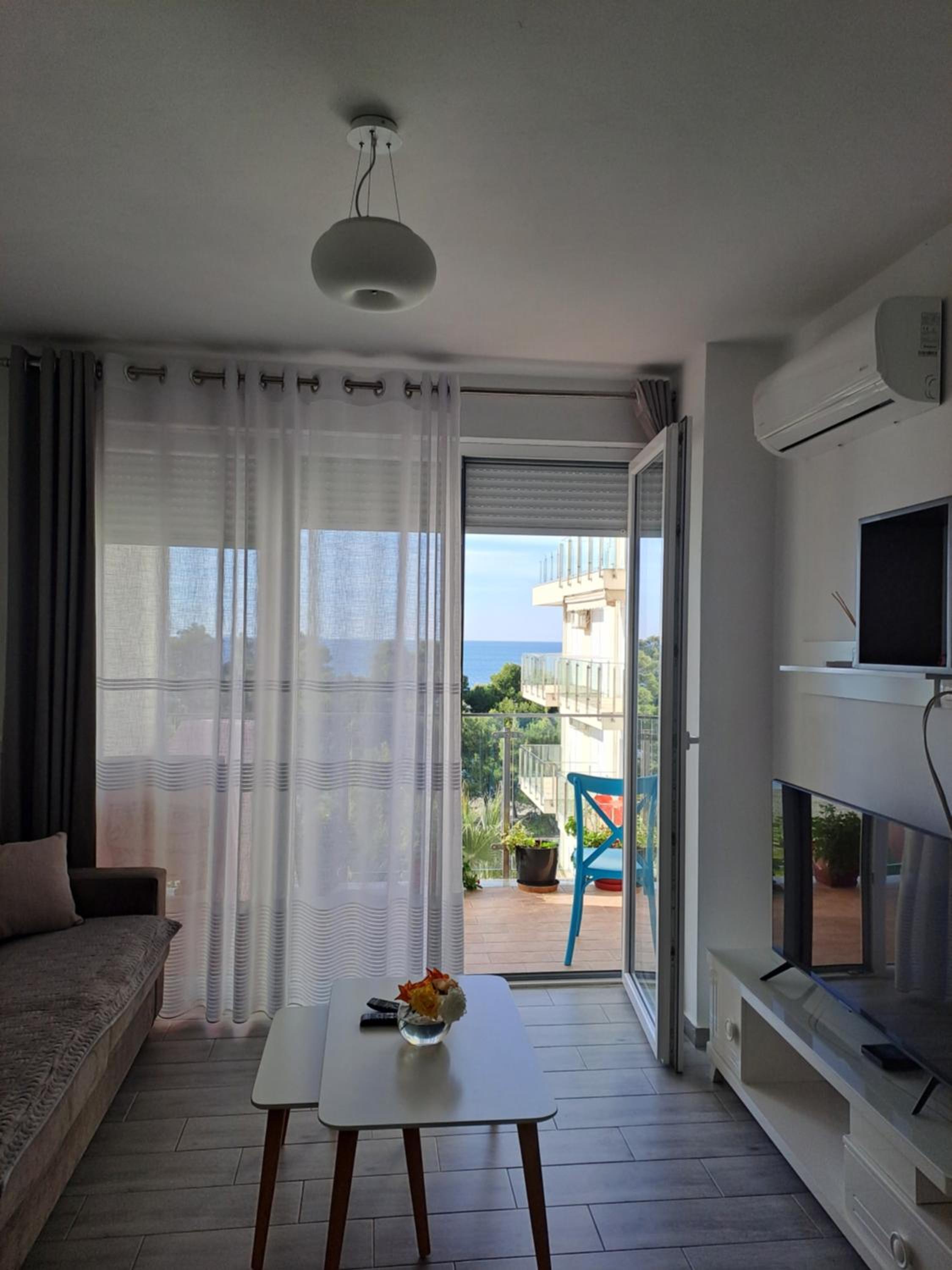 Noli's Apartment