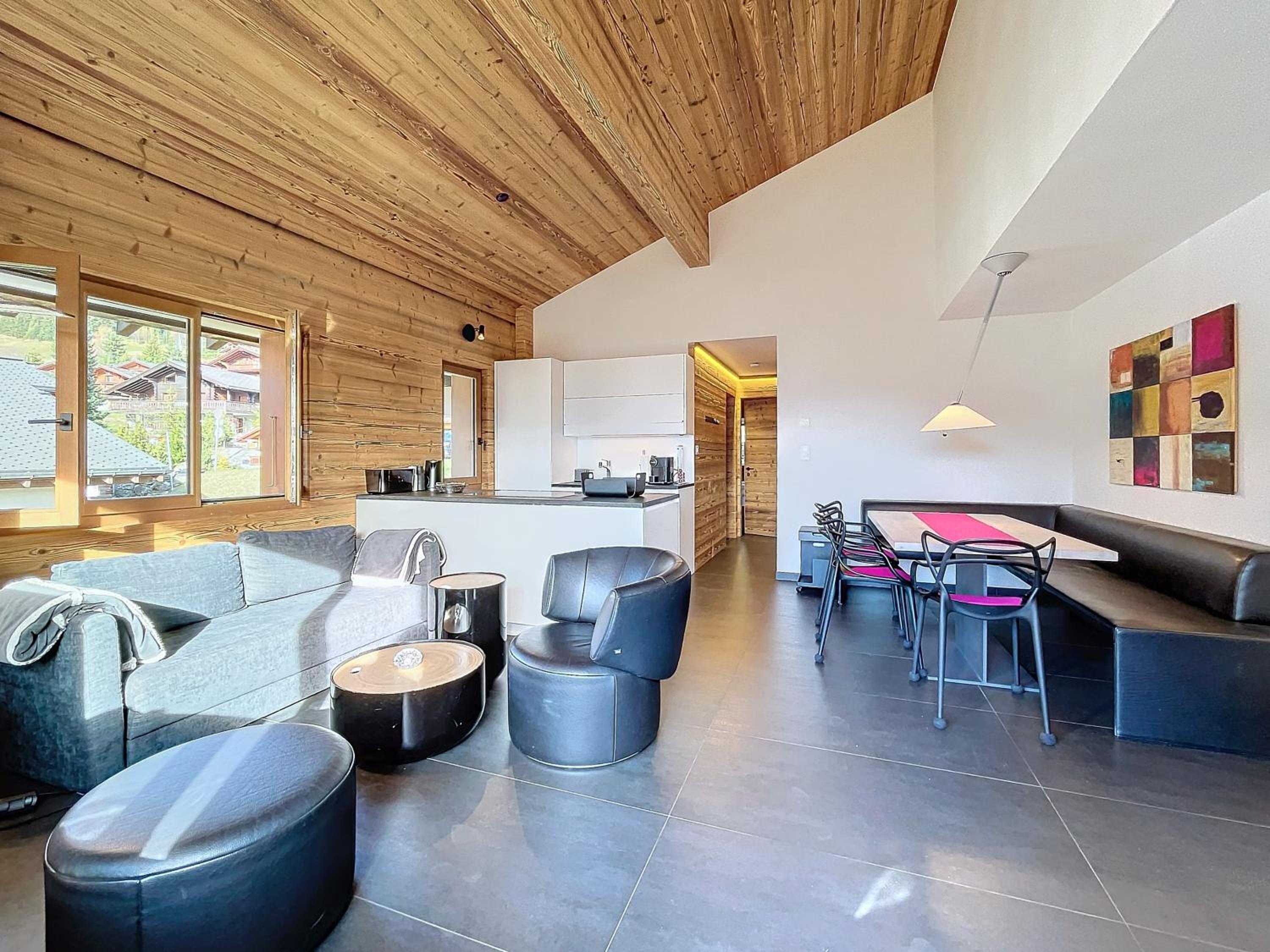 Hotel Crescendo 208 - Image 1