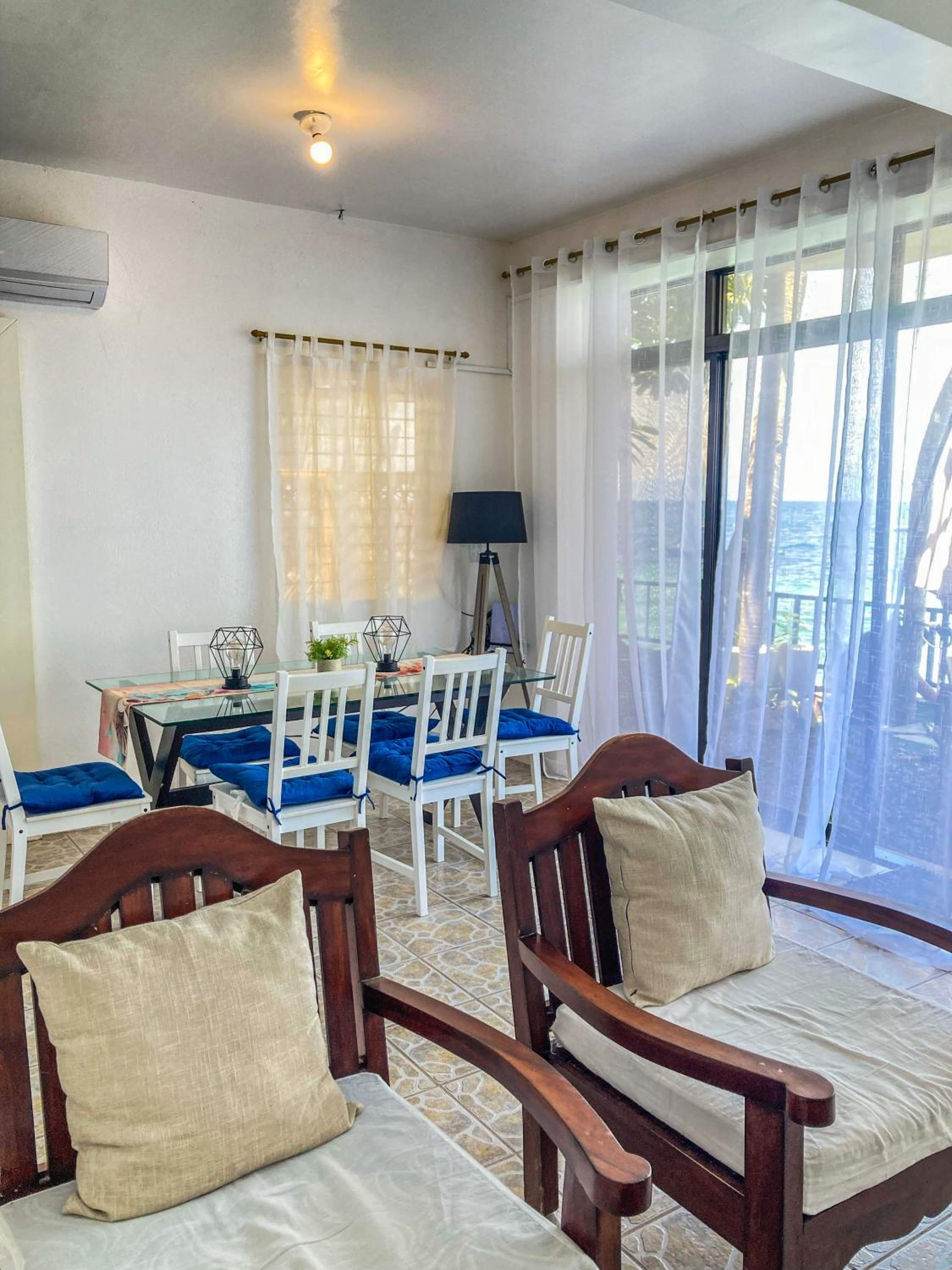 Beachfront Villa in Panagsama