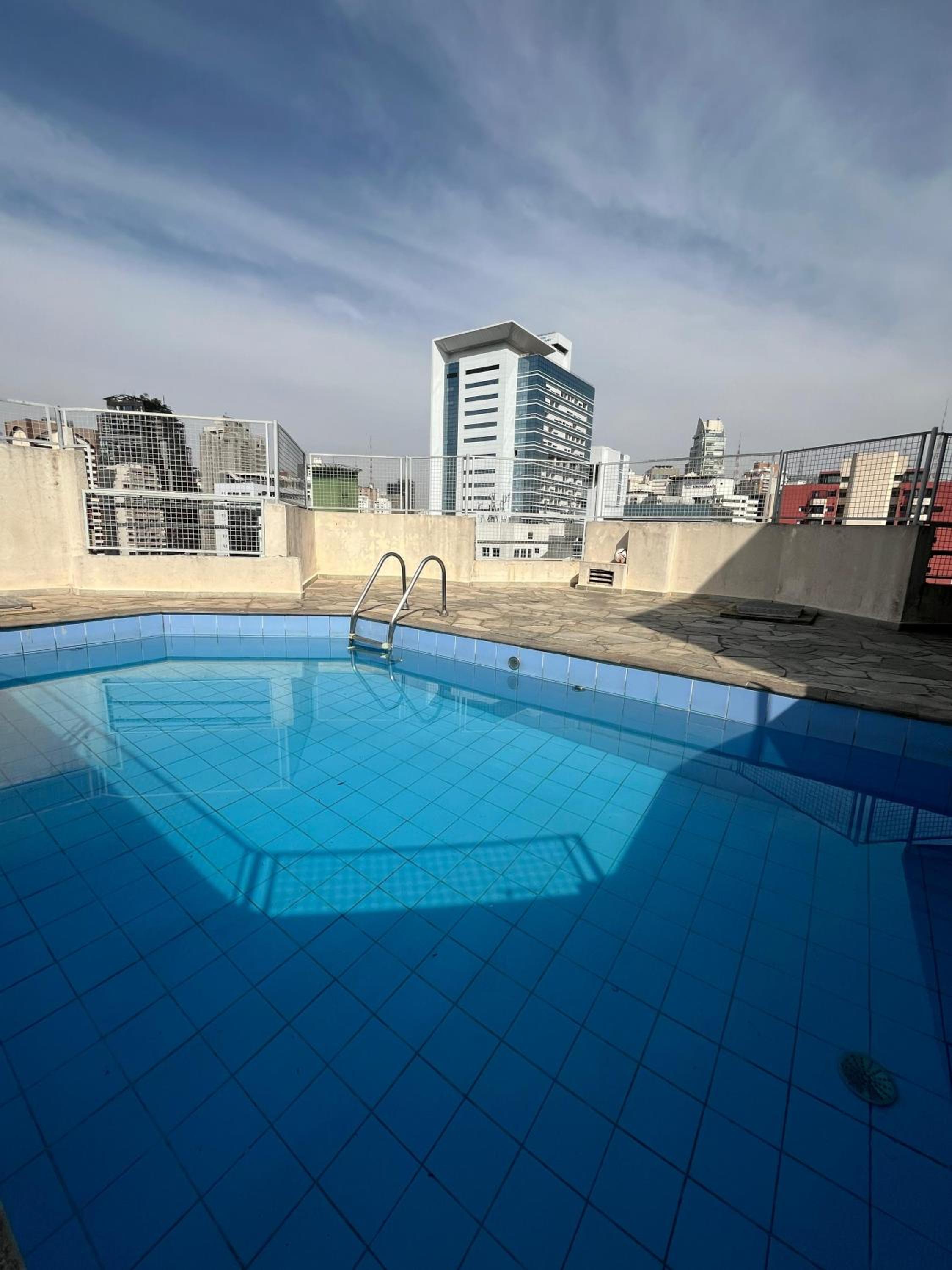 Apartamento em São Paulo, próximo Avenida Paulista e Sírio Libanes