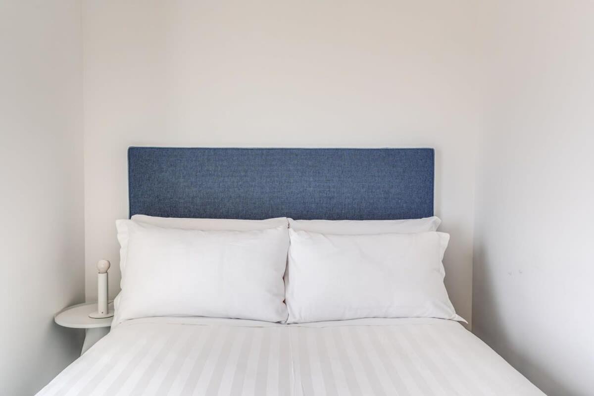 Villa Mediterranea with Heated Pool, Walking Distance from Town by Feeling Italy photo 2