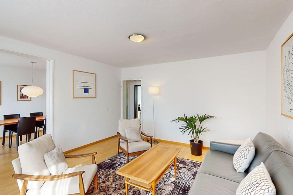 Executive 2BR apt near lake and city center - Dufour 4