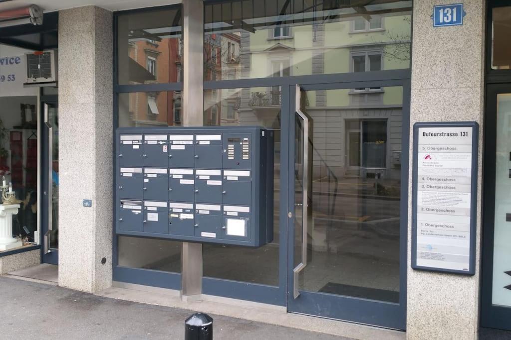 Executive 2BR apt near lake and city center - Dufour 4