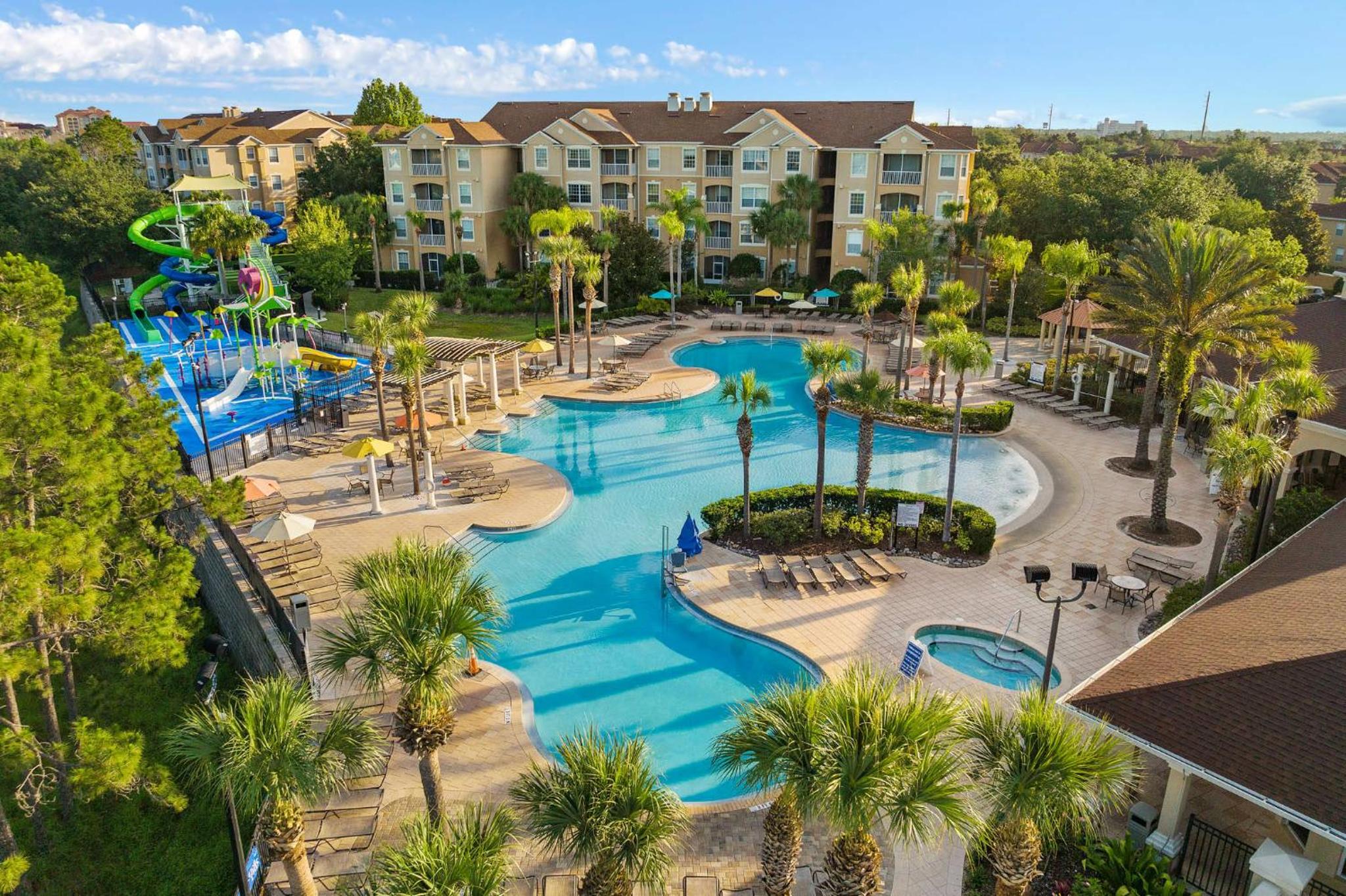 6BR Fun in the Sun with FREE water park