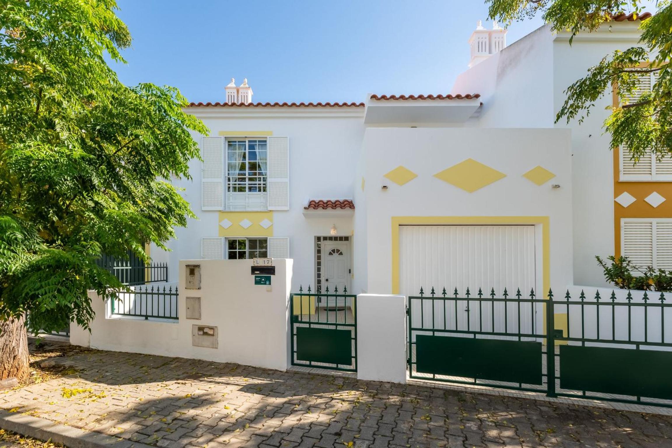 Cozy 3 BDR House Duplex With Patio by LovelyStay view 3