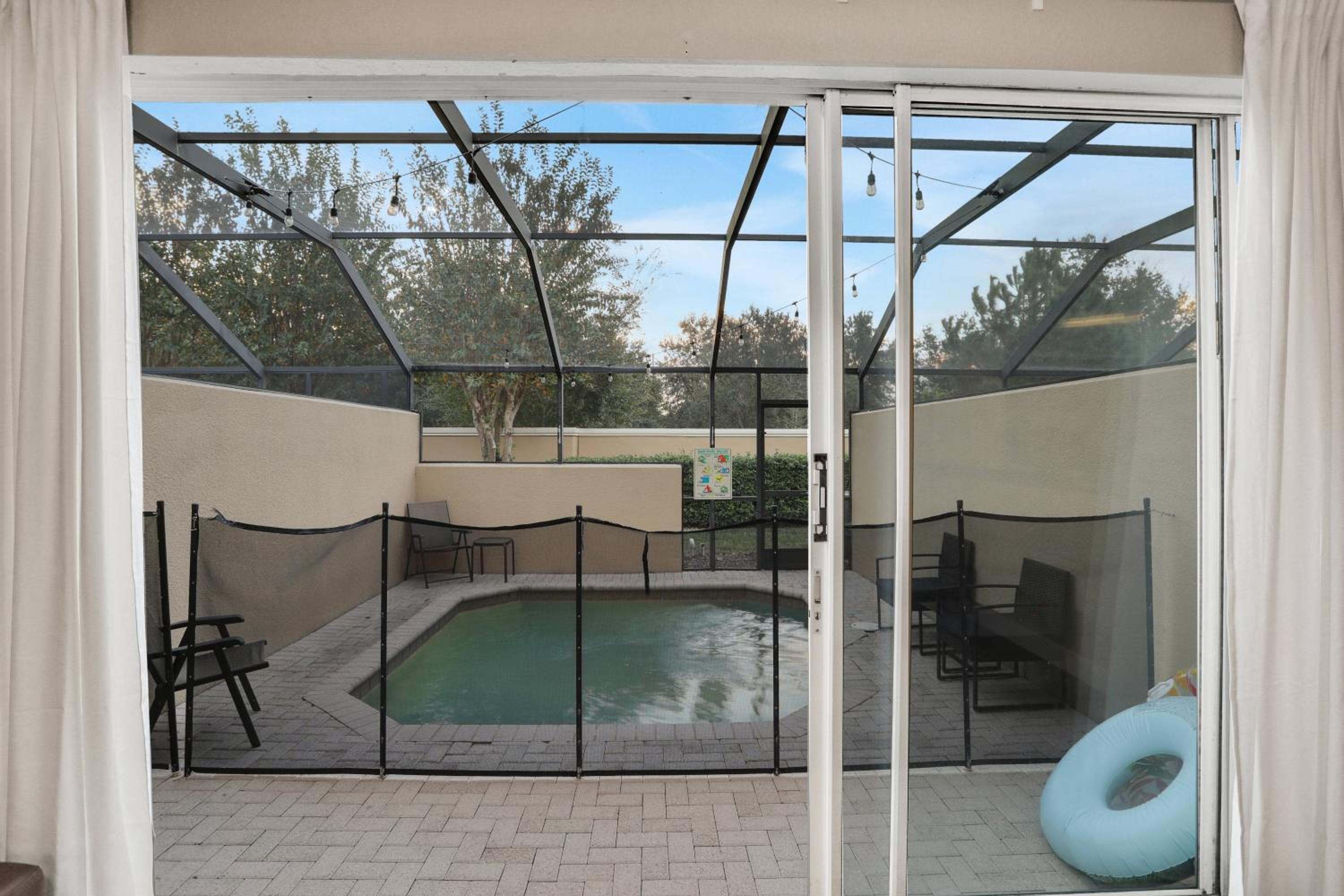 Elegant Townhome w Water Park near Disney Parks
