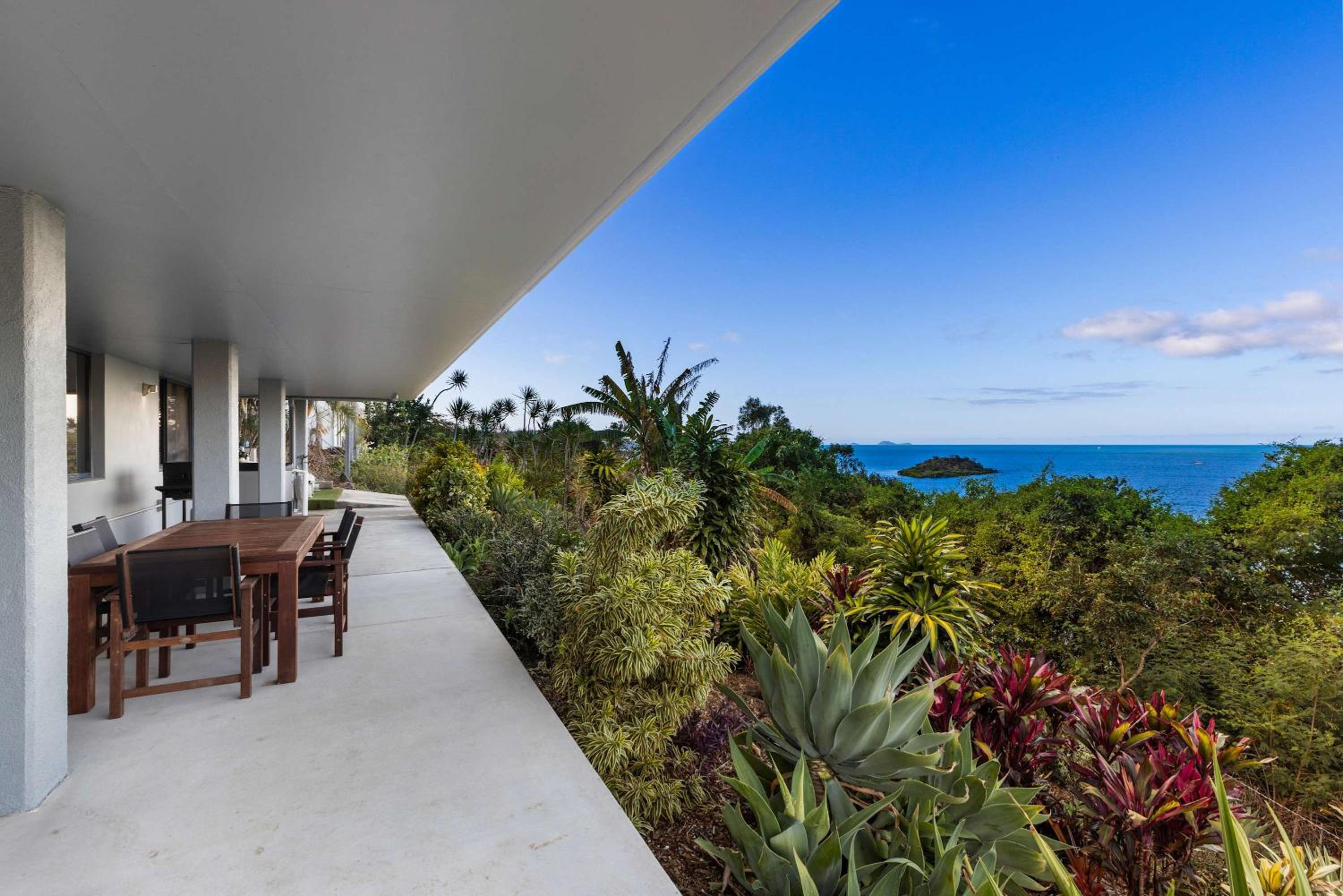 'Whitsunday Escape' - Expansive Coral Sea Views and Private Infinity Pool
