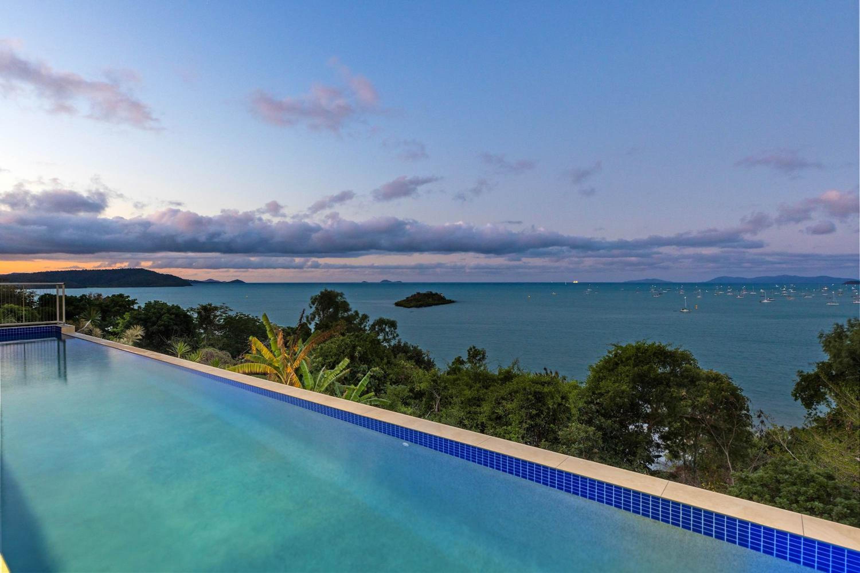 'Whitsunday Escape' - Expansive Coral Sea Views and Private Infinity Pool