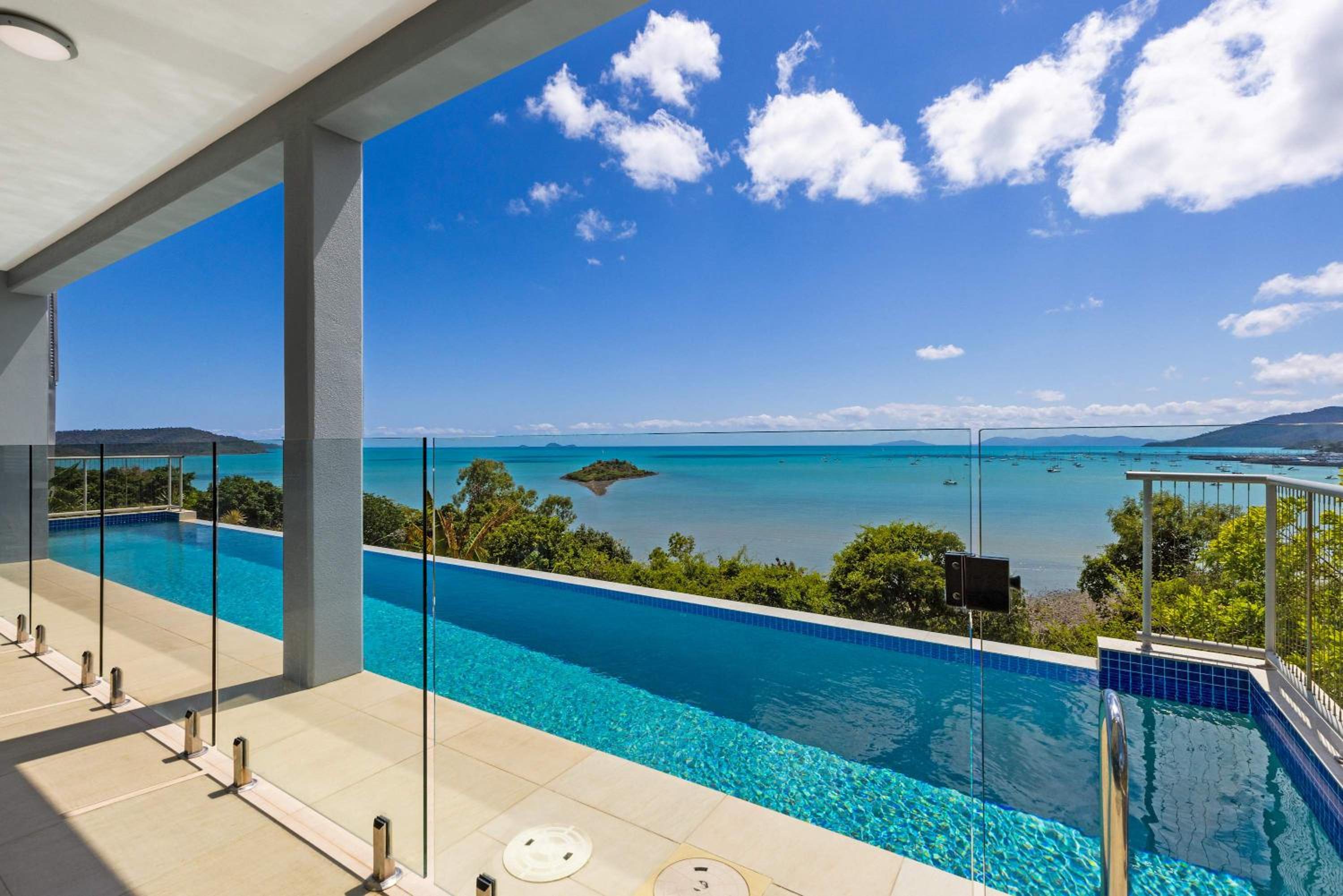 'Whitsunday Escape' - Expansive Coral Sea Views and Private Infinity Pool