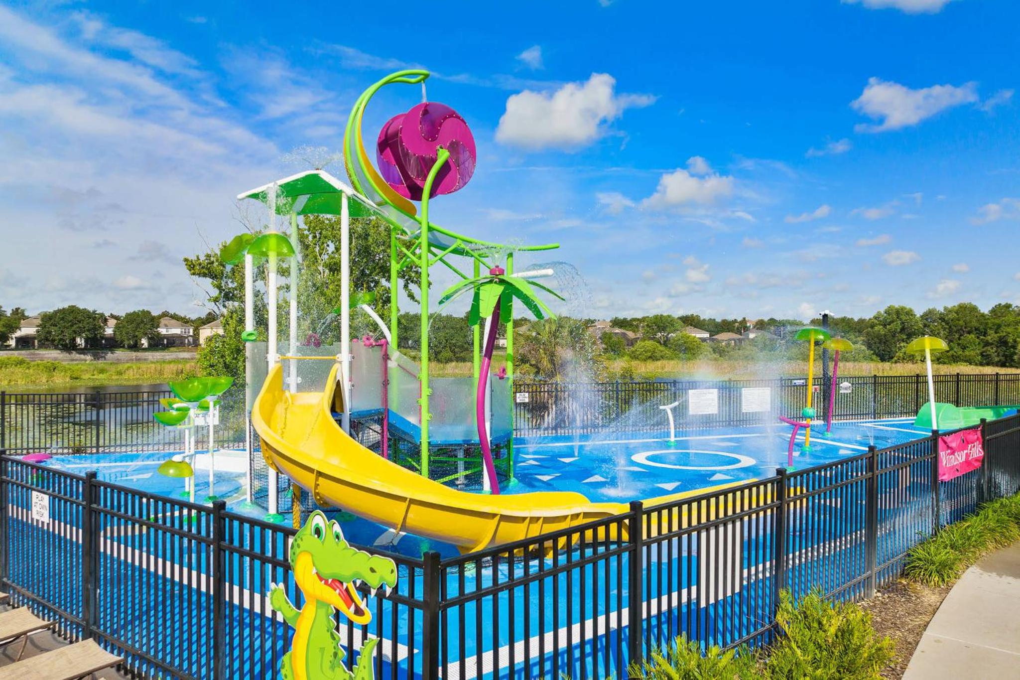 Family Fun 6BR Poolside w Water Park Game Room