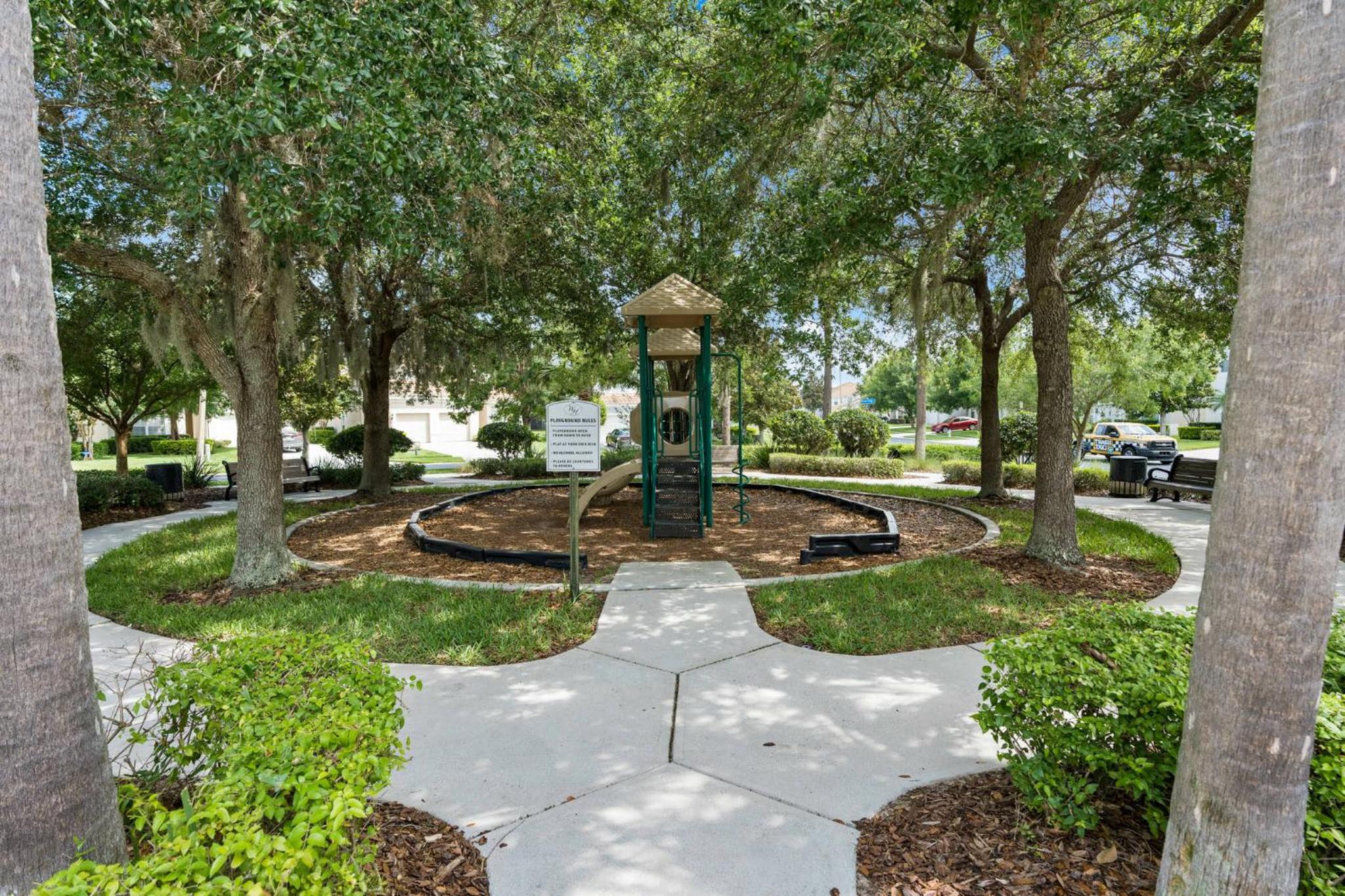 Elegant Getaway Windsor Hills Condo w Water Park