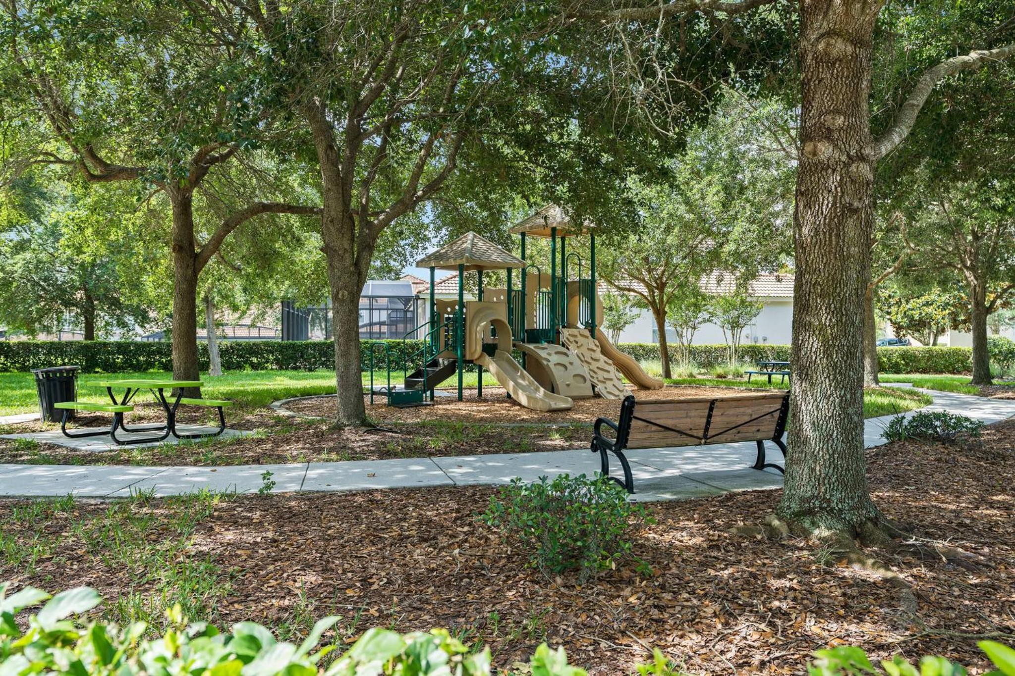 Elegant Getaway Windsor Hills Condo w Water Park