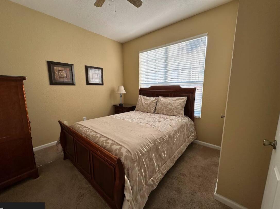 Water Park Fun in Windsor Hills: 3BR3BA