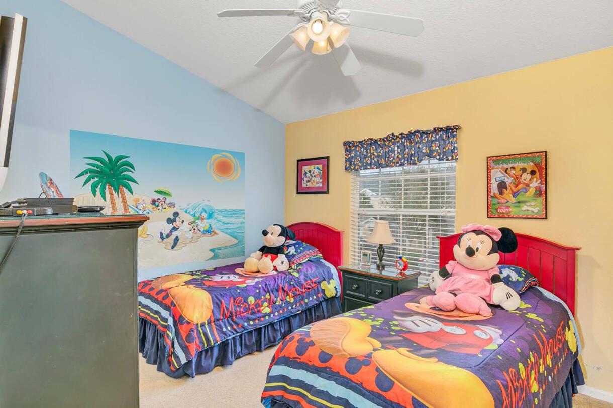 Water Park Fun in Windsor Hills: 3BR3BA