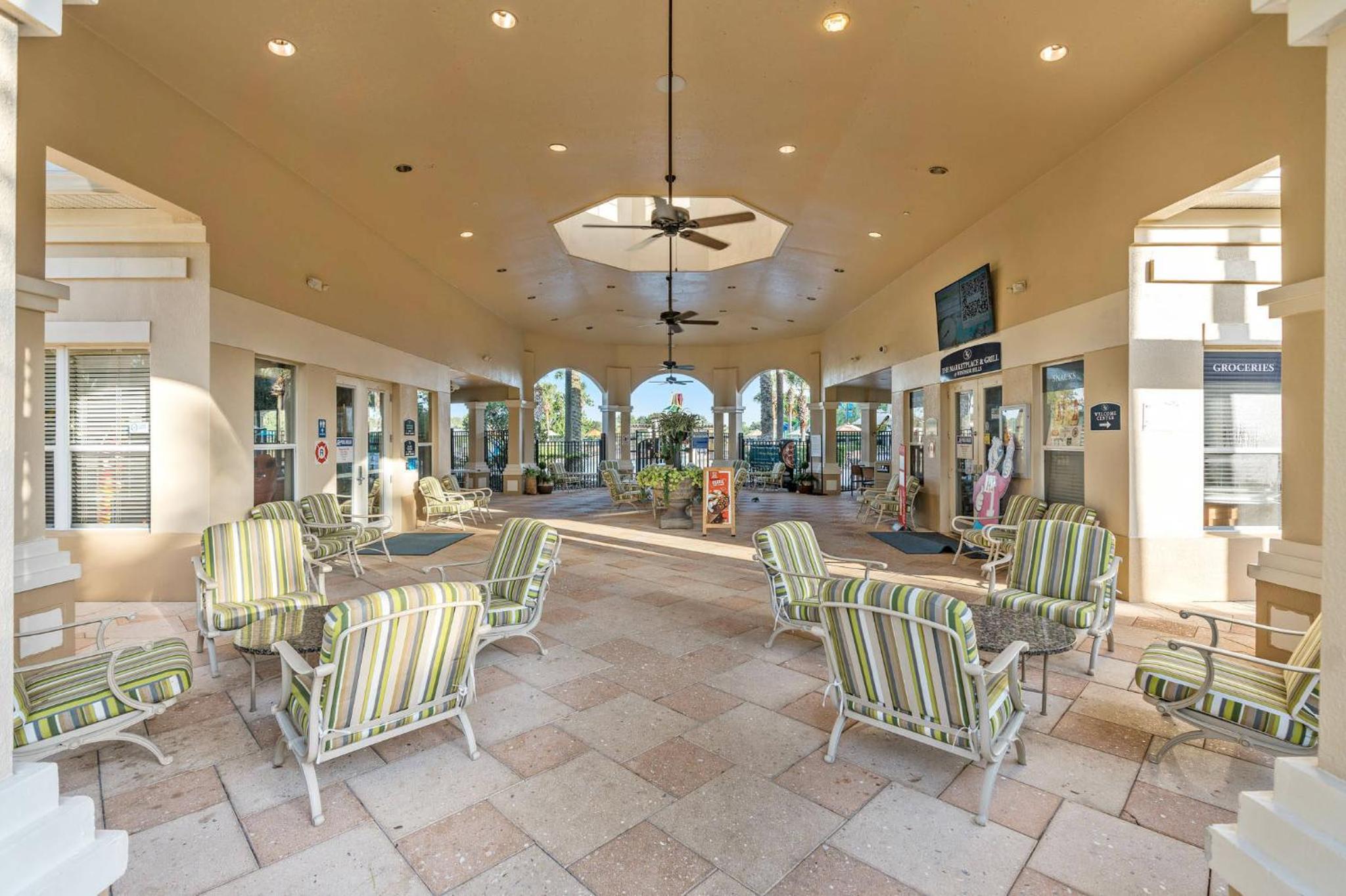 Water Park Fun in Windsor Hills: 3BR3BA
