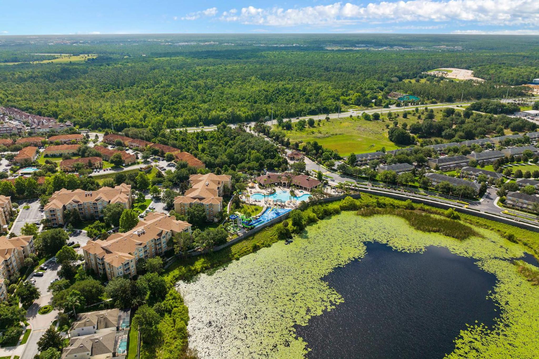 Water Park Fun in Windsor Hills: 3BR3BA