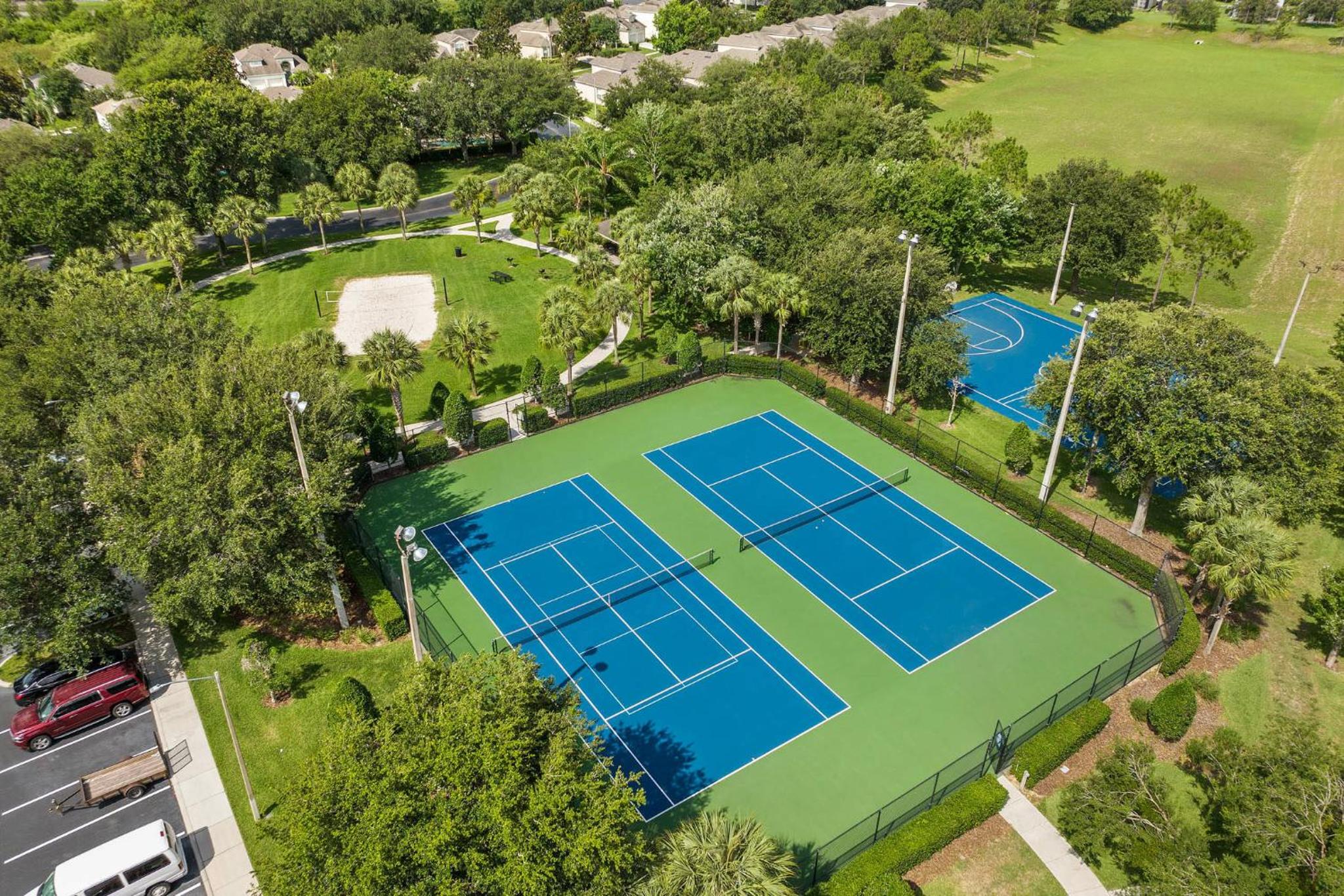 Water Park Fun in Windsor Hills: 3BR3BA