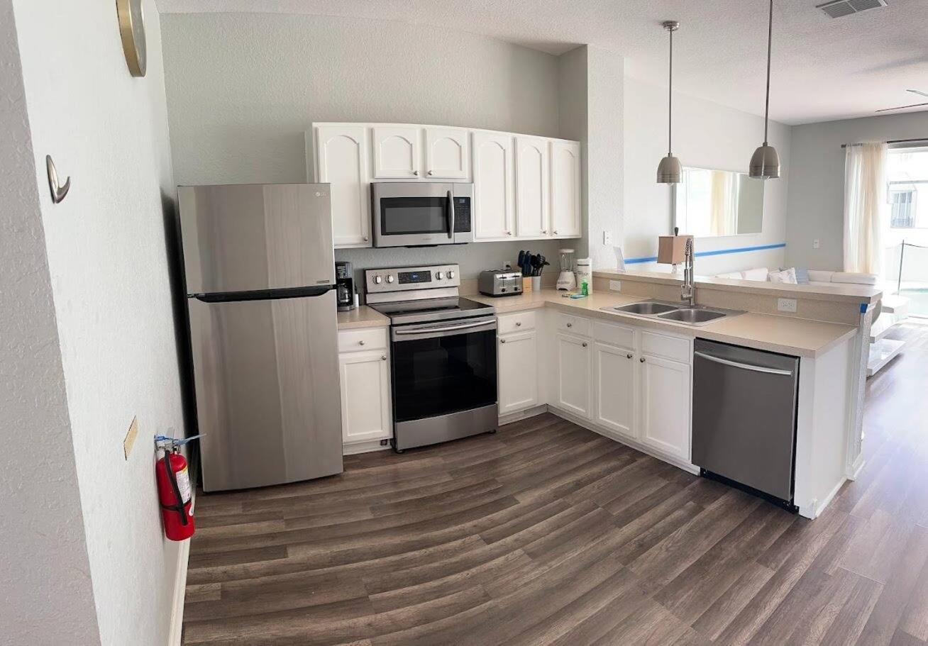 Townhome near Disney with private pool