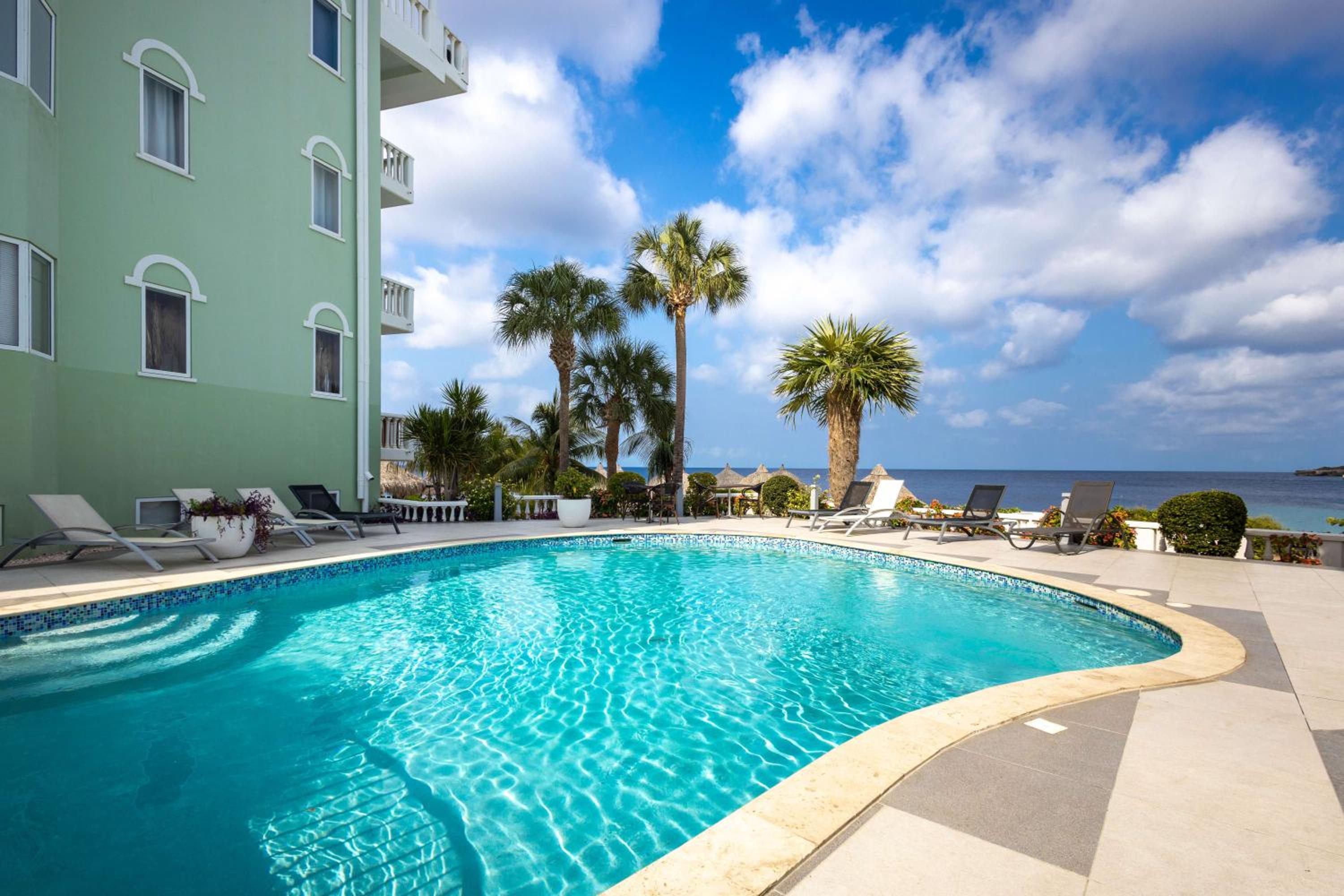 Blue Emerald at Blue Bay Beach & Golf Resort