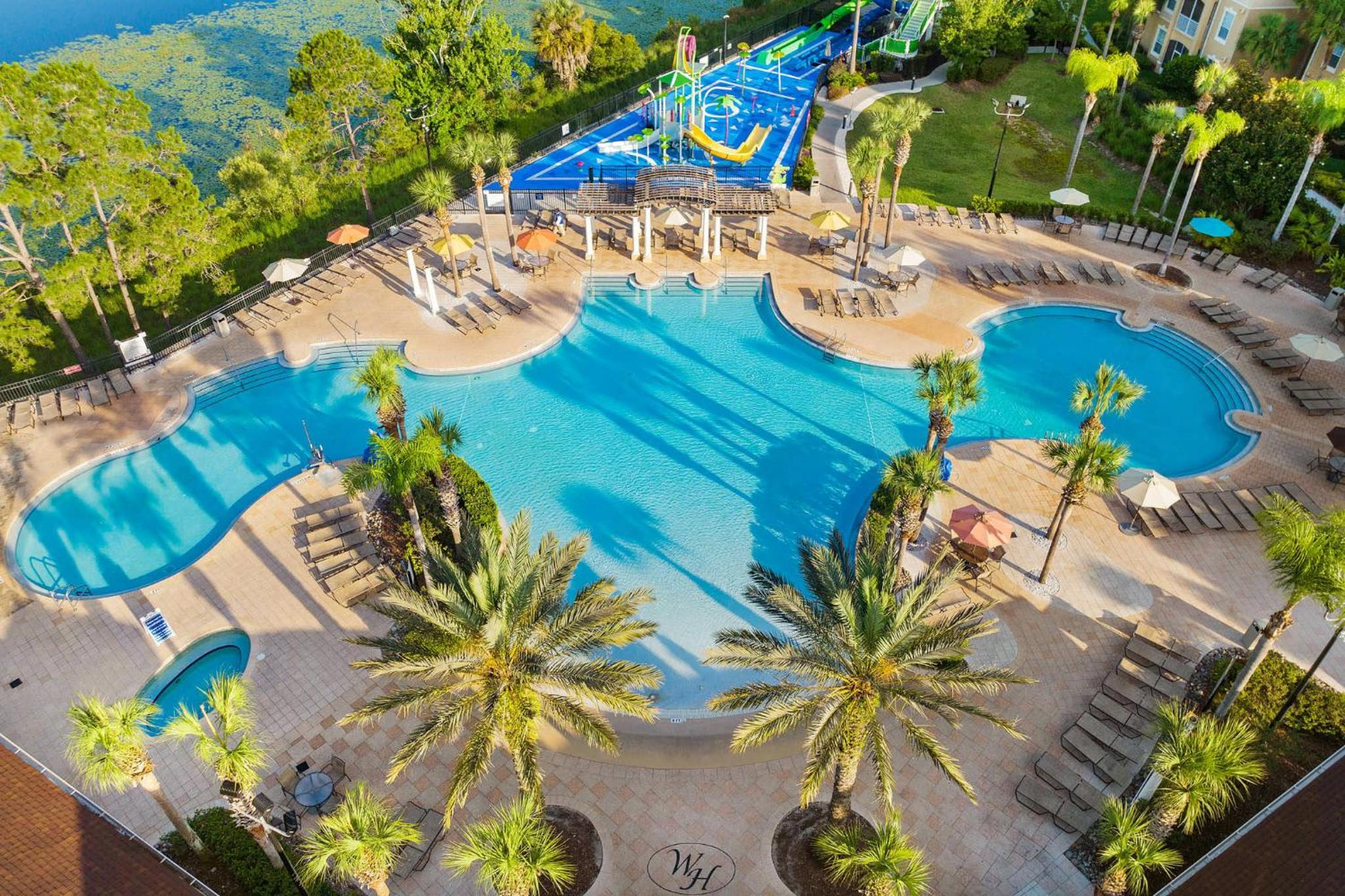 Water Park Haven: Spacious 3BR Windsor Hills