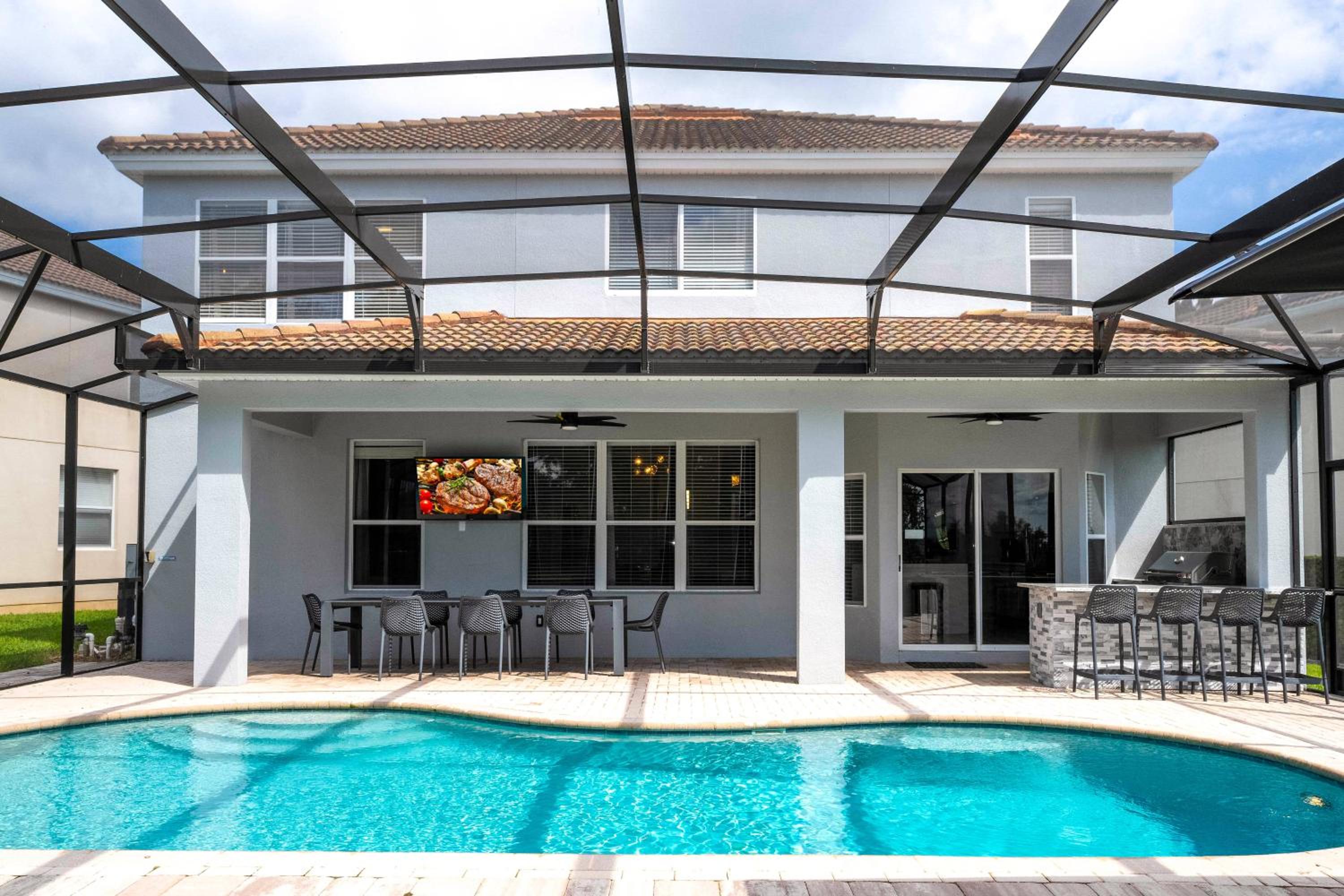 FREE Water Park Fun Included Large Resort Home