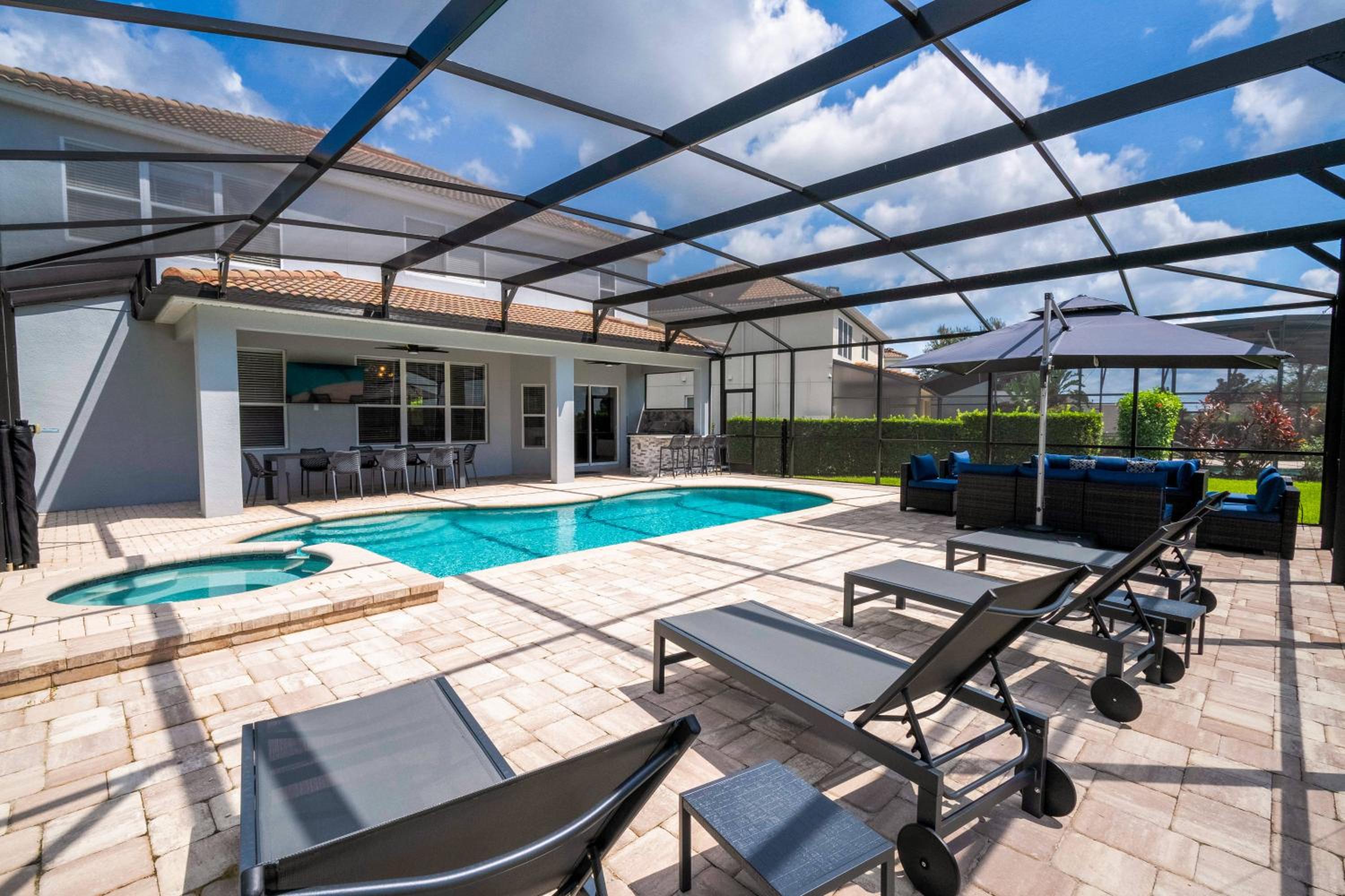 FREE Water Park Fun Included Large Resort Home