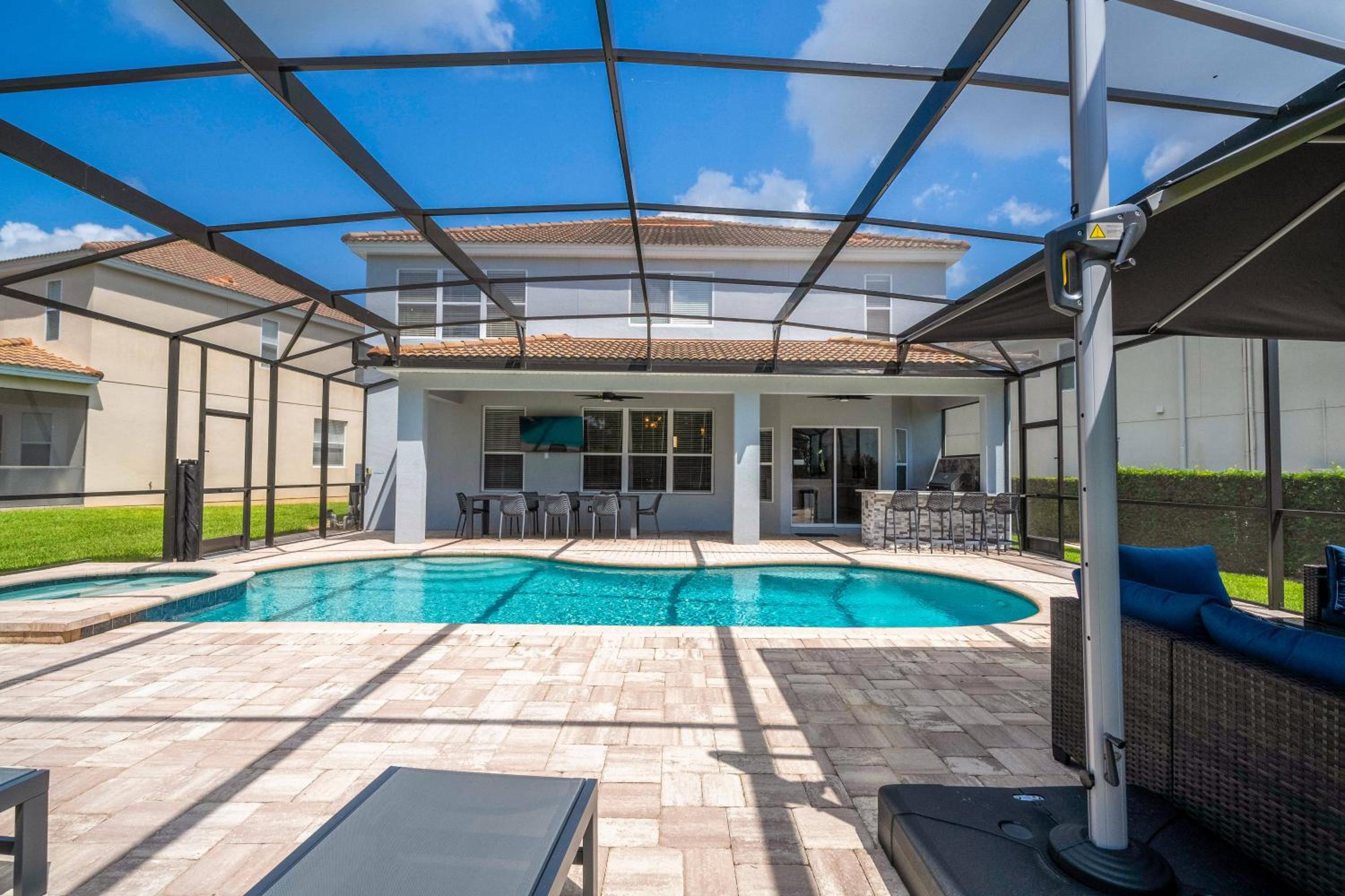 FREE Water Park Fun Included Large Resort Home