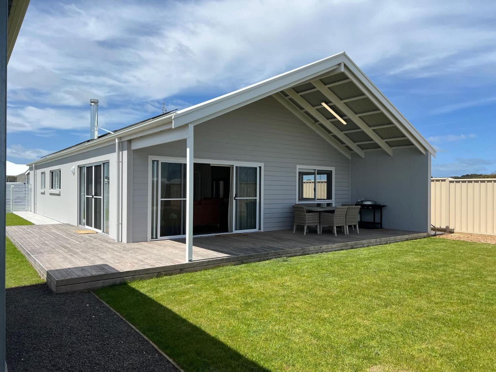 Foxhill Shores - WIFI outside pets