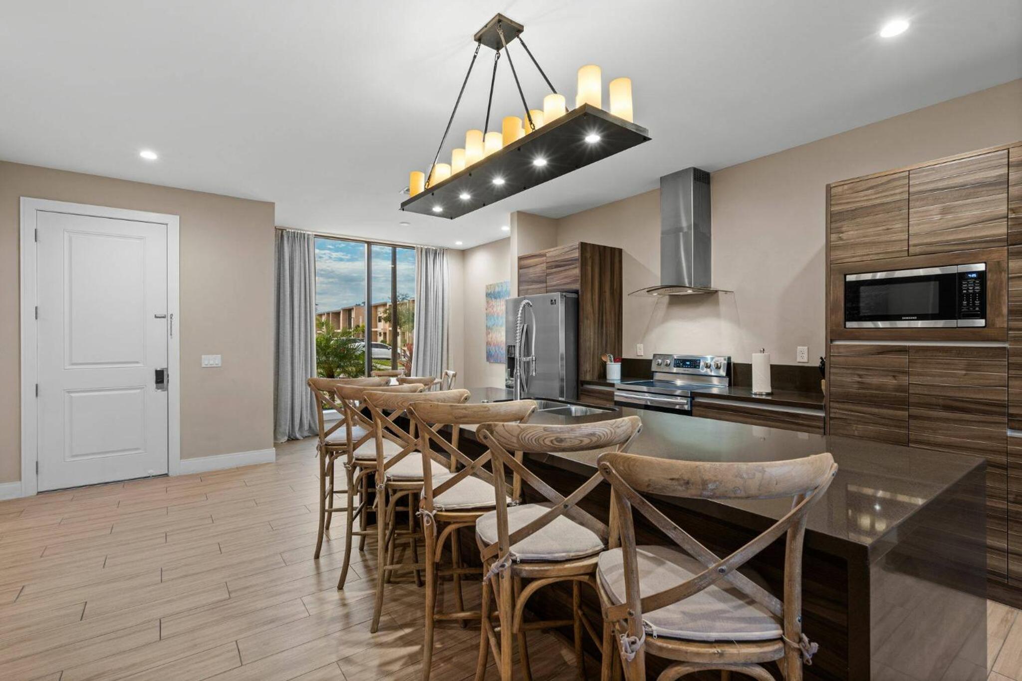 Elegant Escape: 4BR Villa near Disney Views