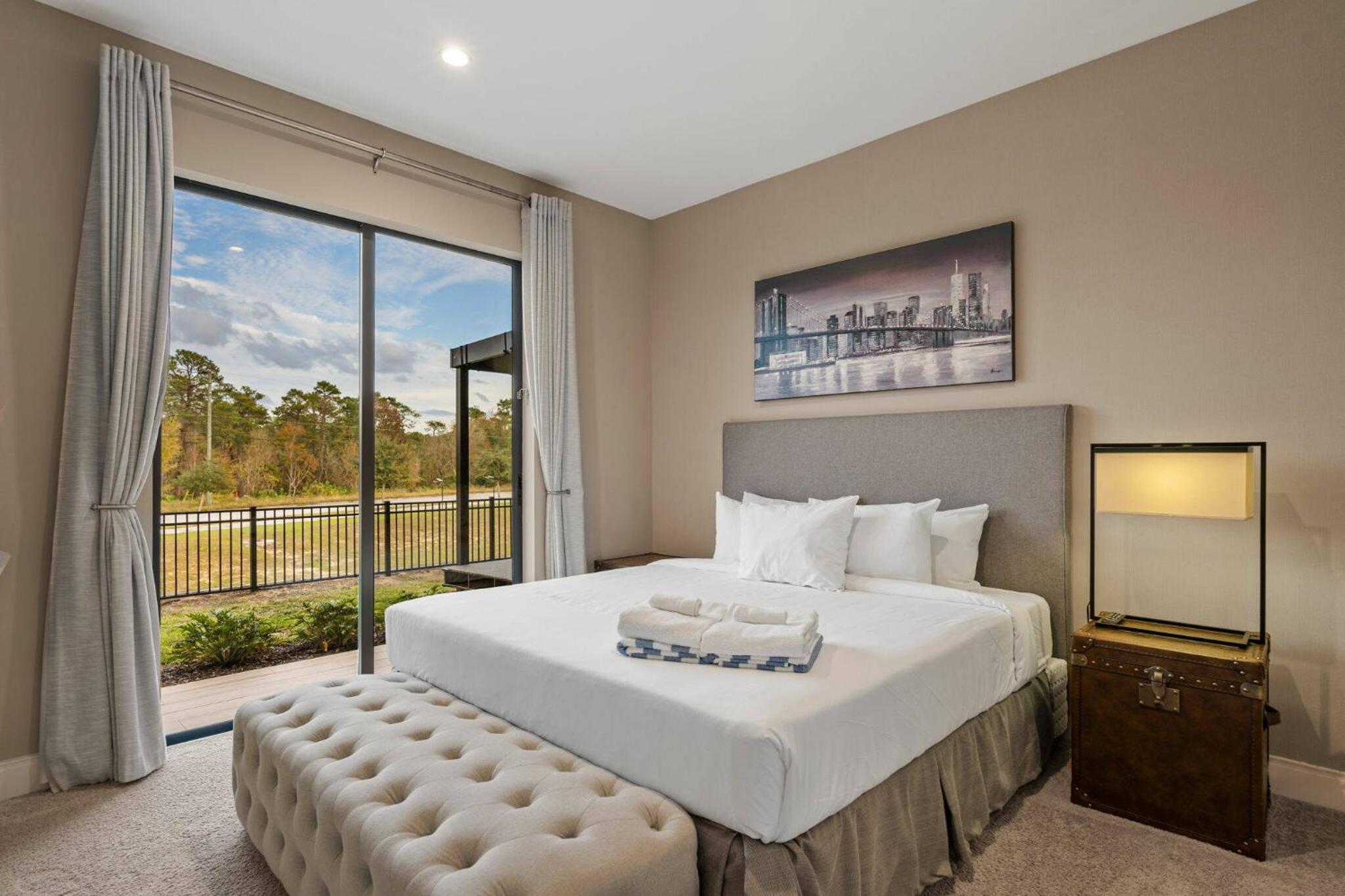 Elegant Escape: 4BR Villa near Disney Views
