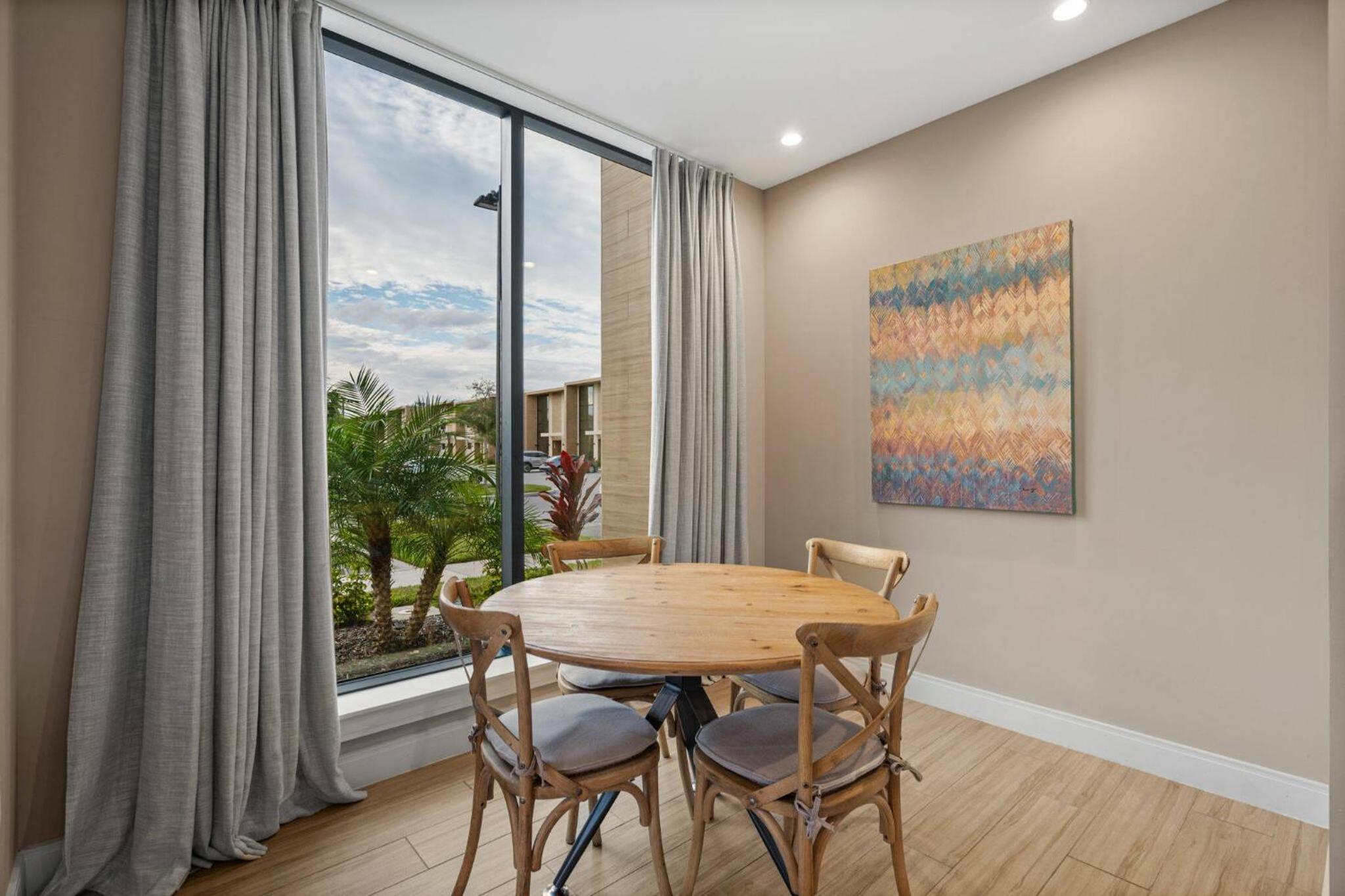 Elegant Escape: 4BR Villa near Disney Views