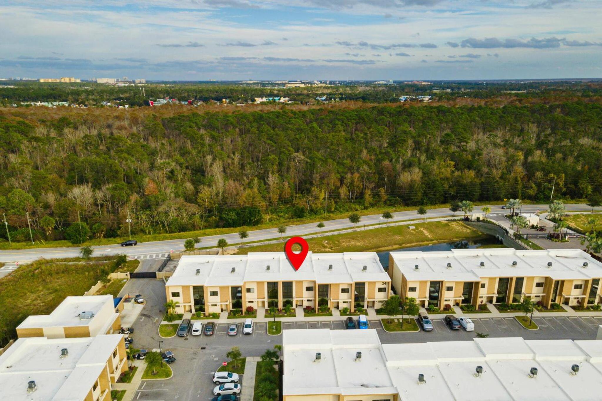 Elegant Escape: 4BR Villa near Disney Views