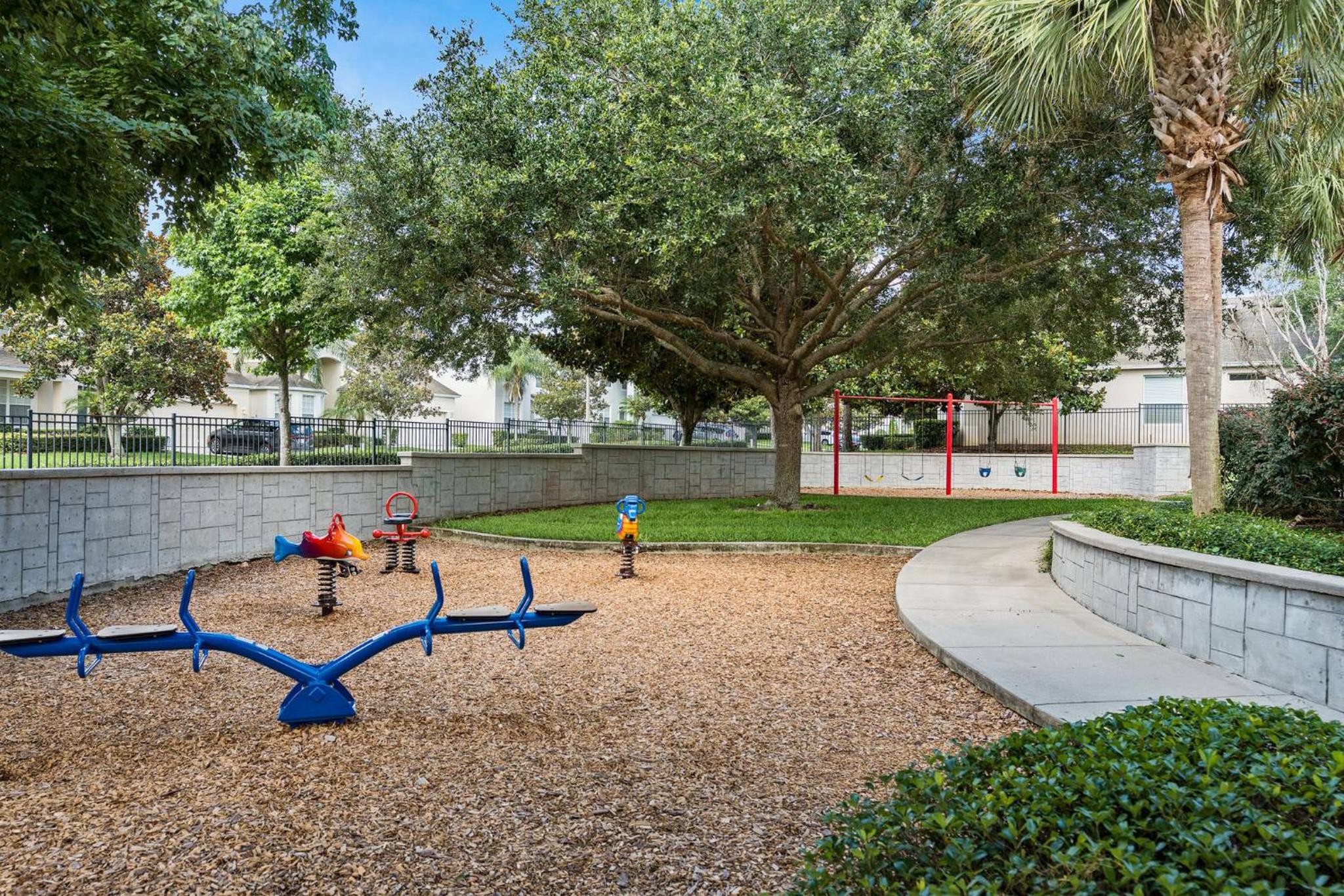 Vacation Haven Windsor Hills Condo with Water Park