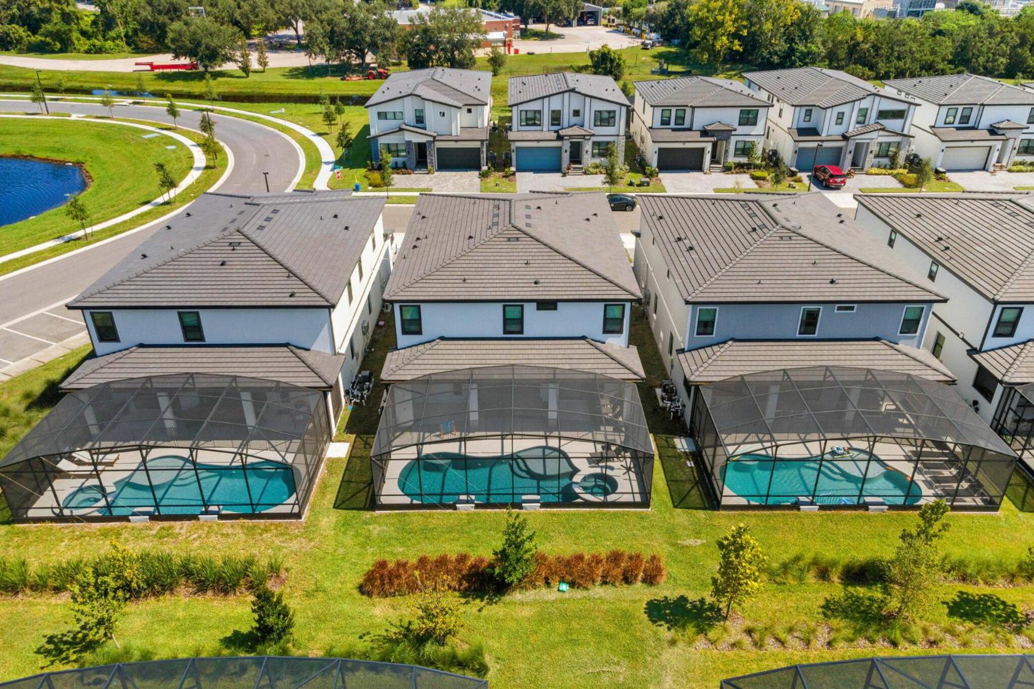 Luxury Living: 6BR Condo near SeaWorld ICON Park