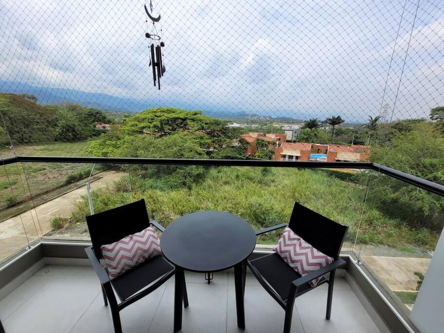 Cali PANCE Apto Confortable Sector Residencial Edificio Luxury