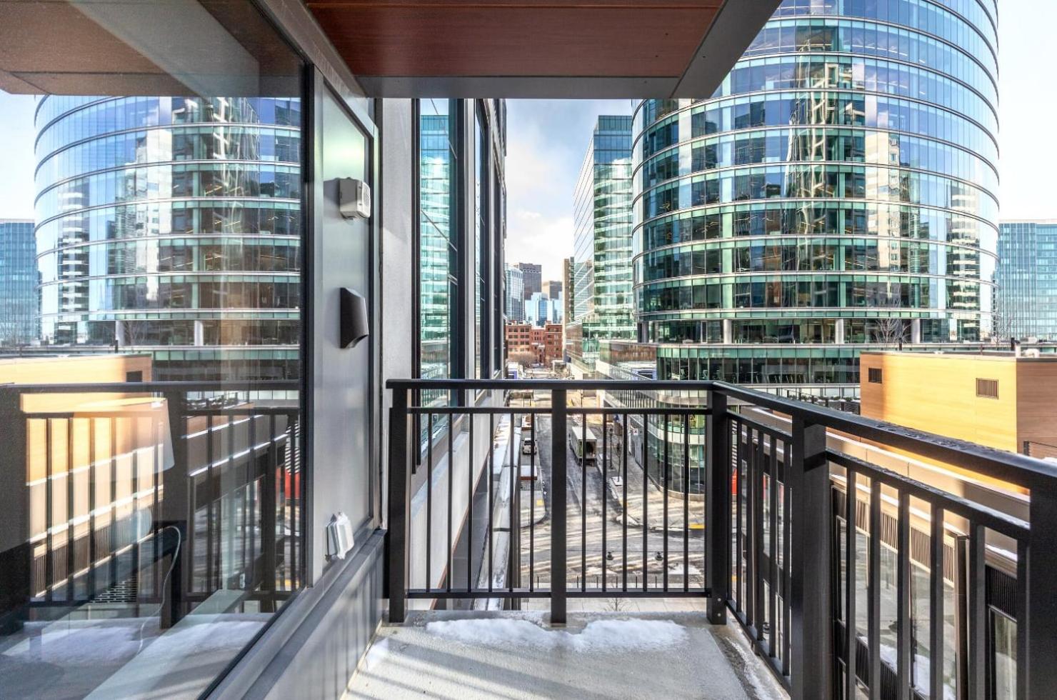 Full Private Apt Downtown Seaport