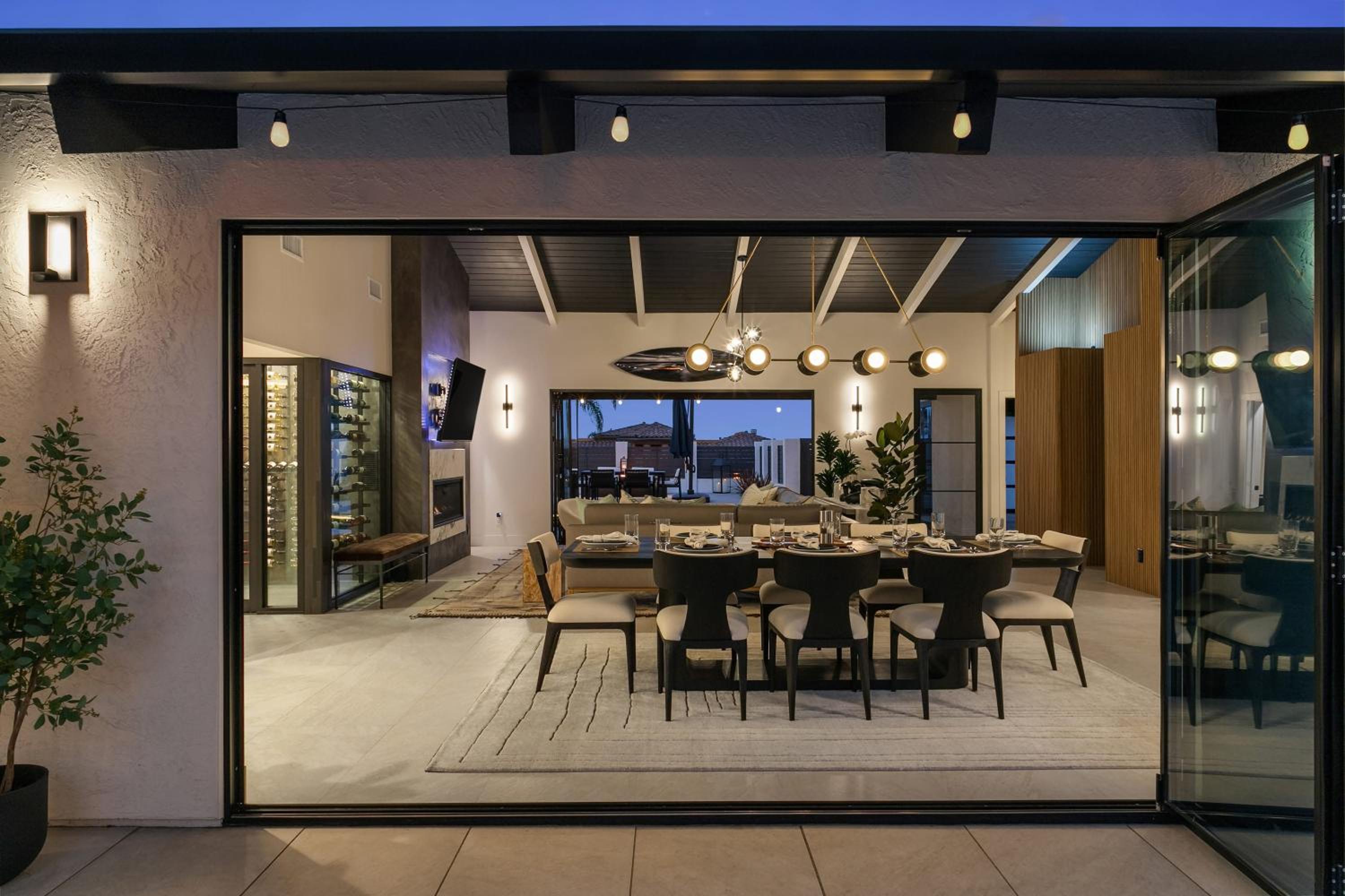 dining